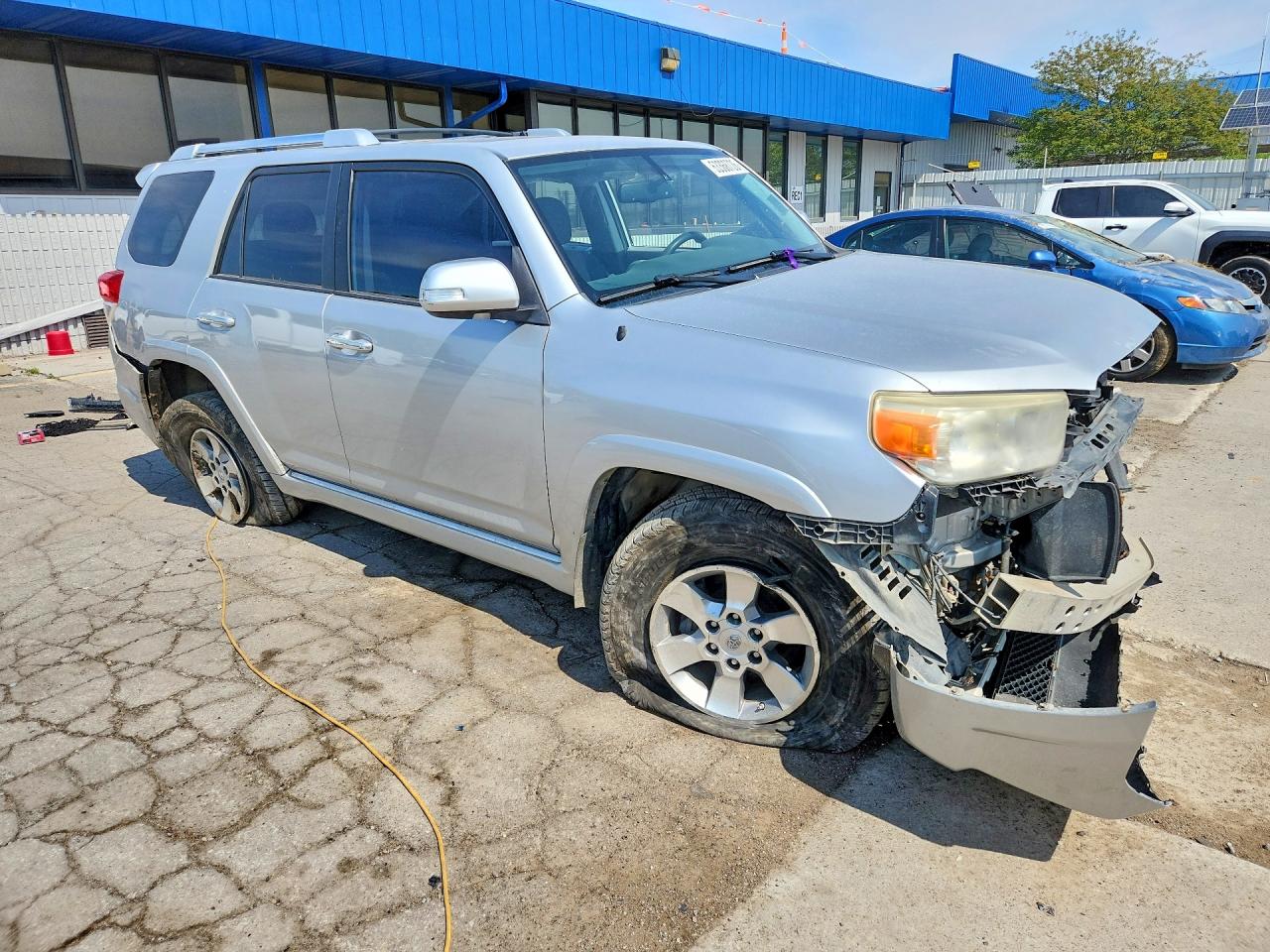 2011 Toyota 4runner Sr5 Silver vin: JTEBU5JR0B5039504