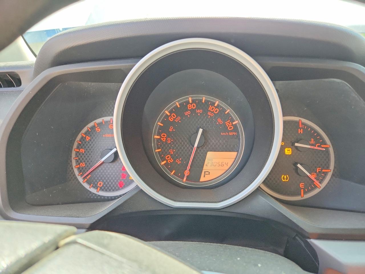 2011 Toyota 4runner Sr5 Silver vin: JTEBU5JR0B5039504