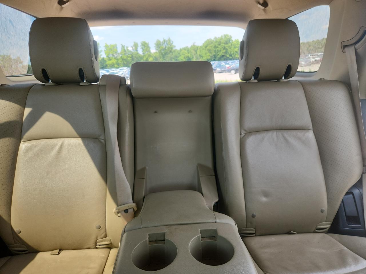 2011 Toyota 4runner Sr5 White vin: JTEBU5JR0B5048915