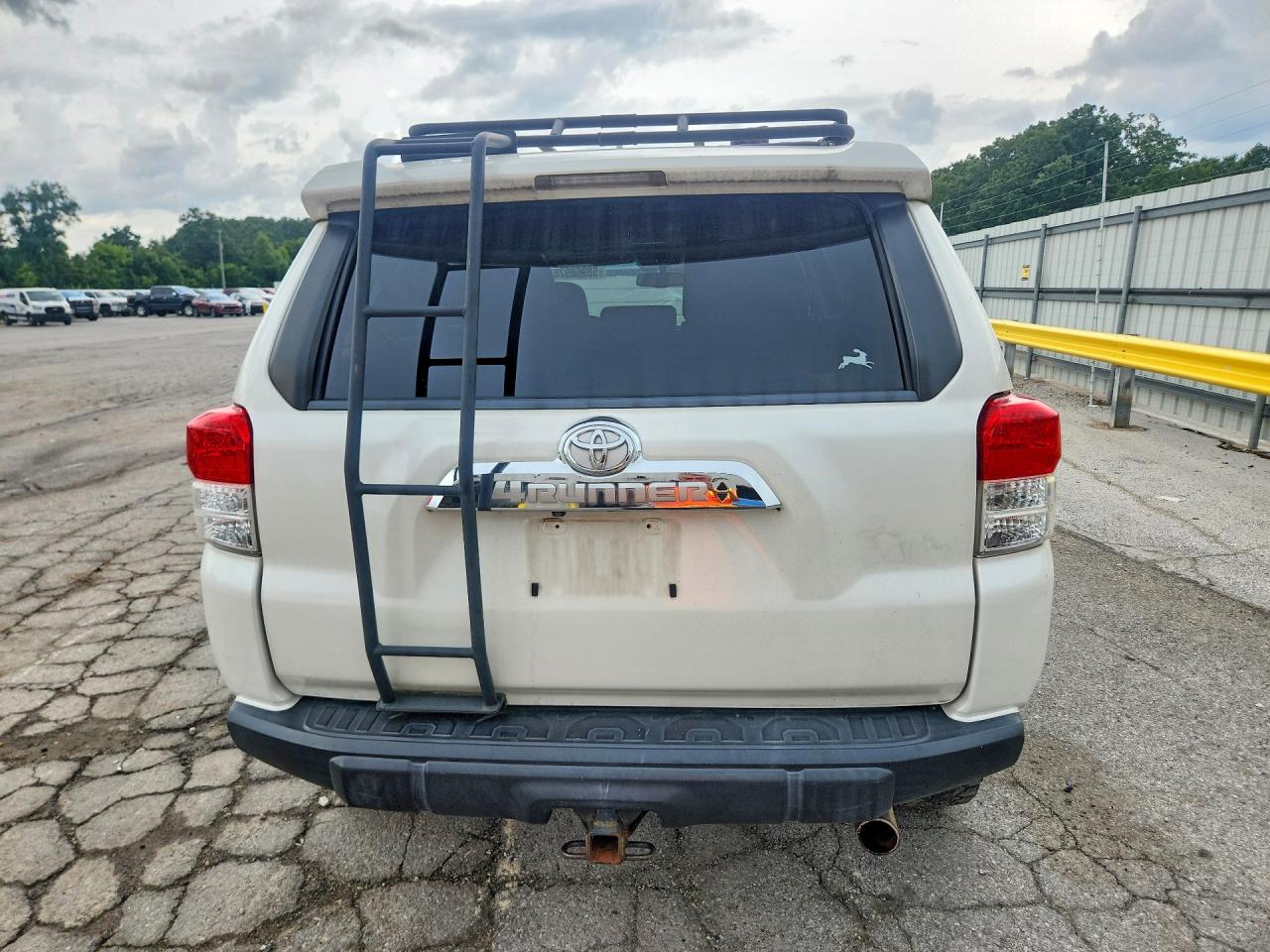 2011 Toyota 4runner Limited White vin: JTEBU5JR0B5054715