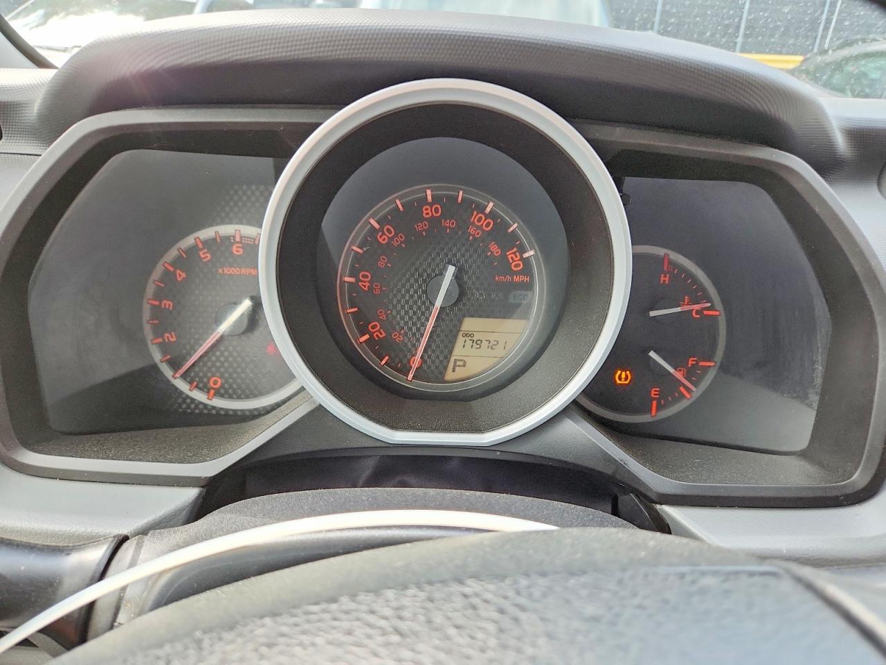 2013 Toyota 4runner Sr5 White vin: JTEBU5JR0D5112874
