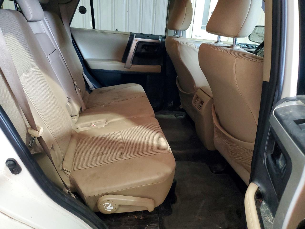 2013 Toyota 4runner Sr5 White vin: JTEBU5JR0D5136009