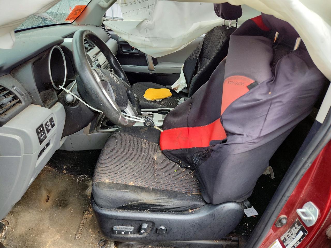 2013 Toyota 4runner Sr5 Red vin: JTEBU5JR0D5145485