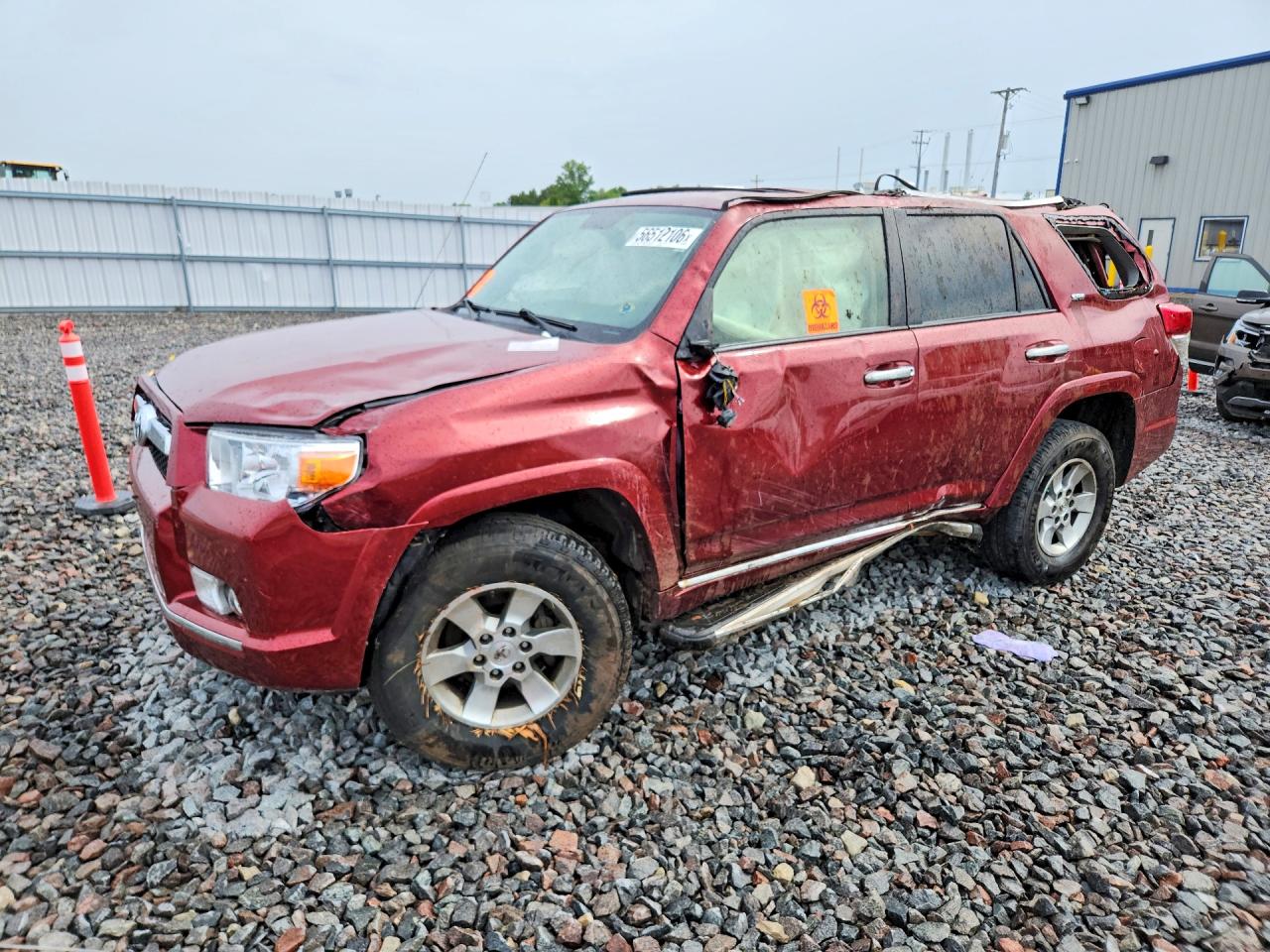 2013 Toyota 4runner Sr5 Red vin: JTEBU5JR0D5145485