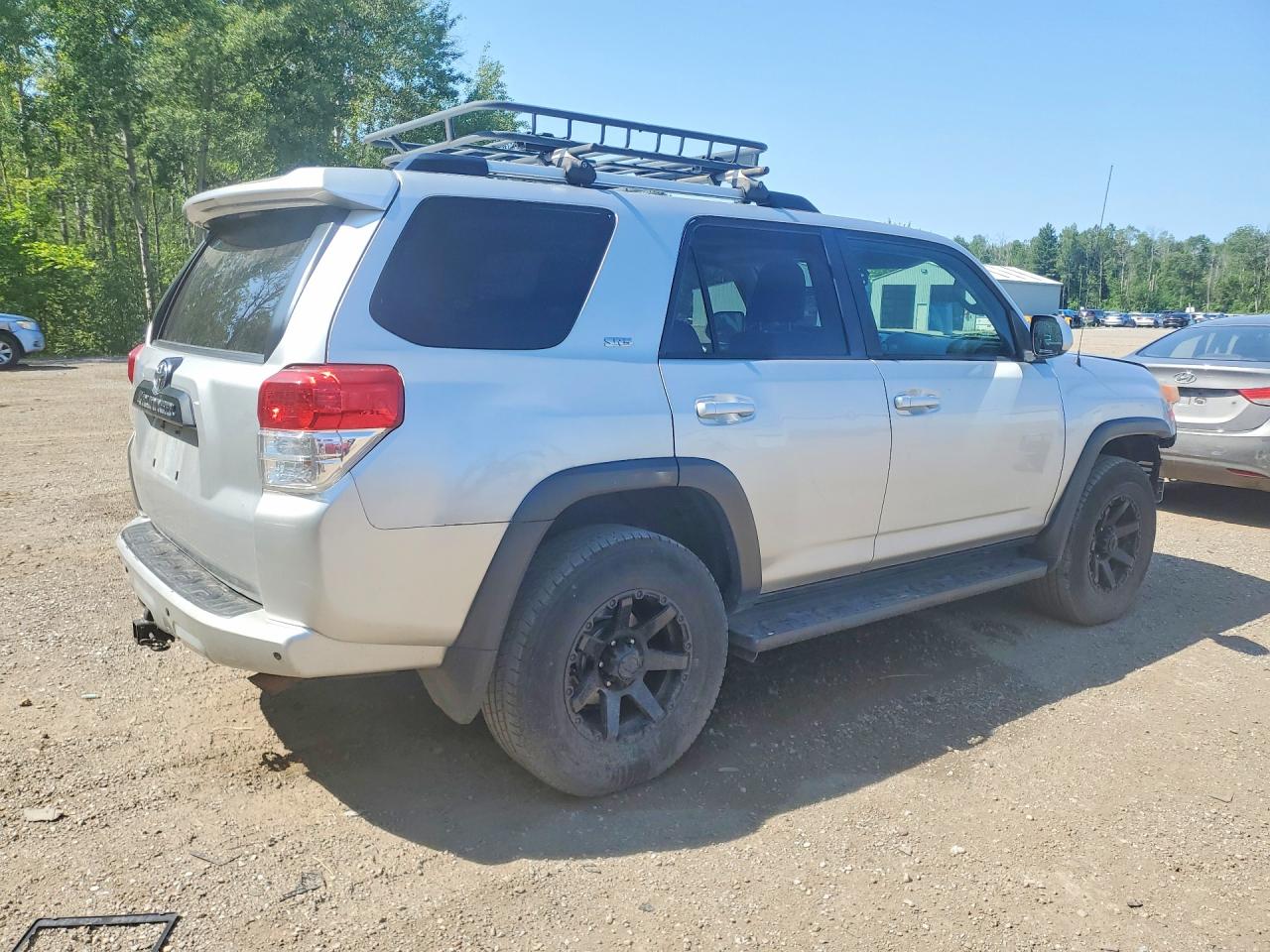 2013 Toyota 4runner Sr5 Silver vin: JTEBU5JR0D5146362
