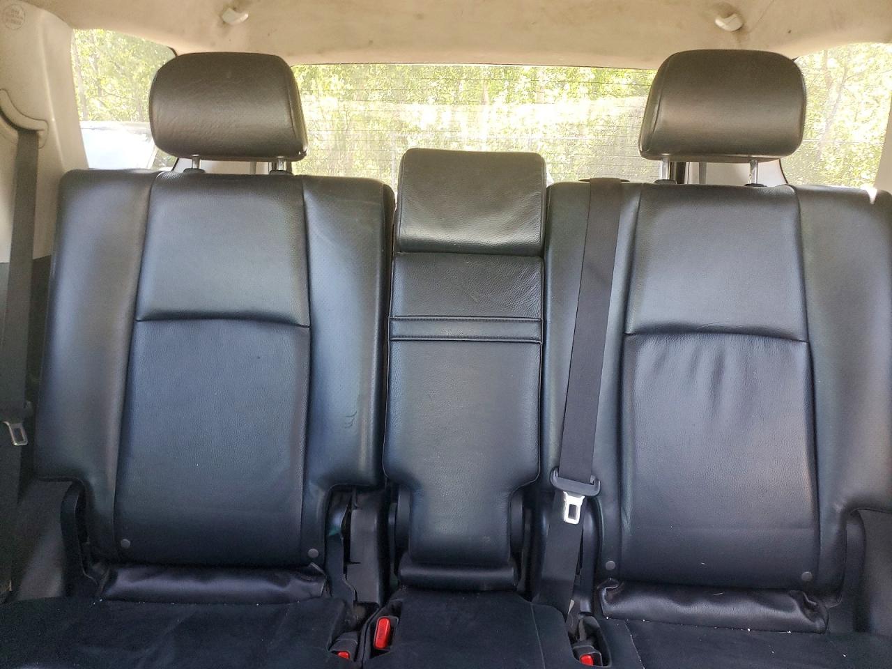 2013 Toyota 4runner Sr5 Silver vin: JTEBU5JR0D5146362