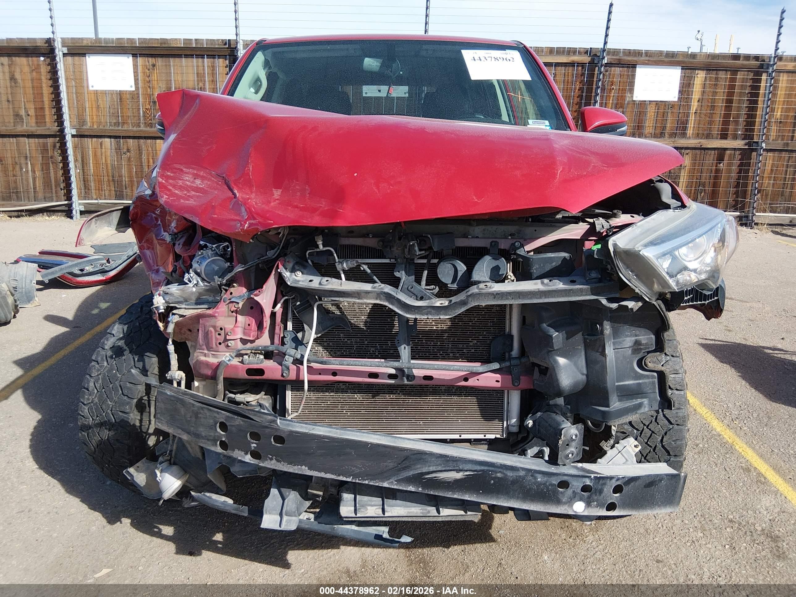 2014 Toyota 4runner Limited Red vin: JTEBU5JR0E5186796