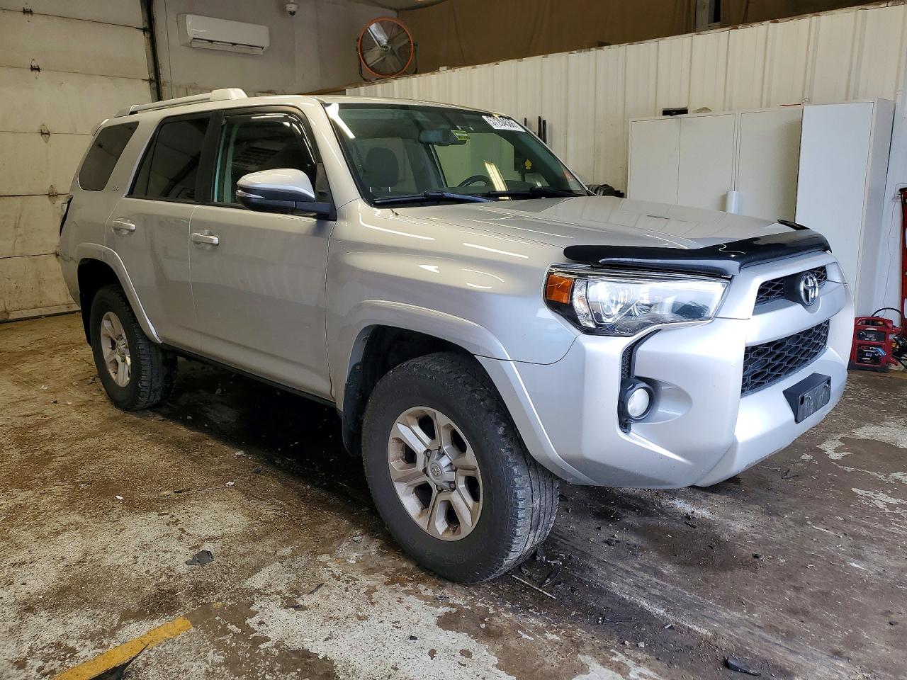2015 Toyota 4runner Sr5 Premium Silver vin: JTEBU5JR0F5221337