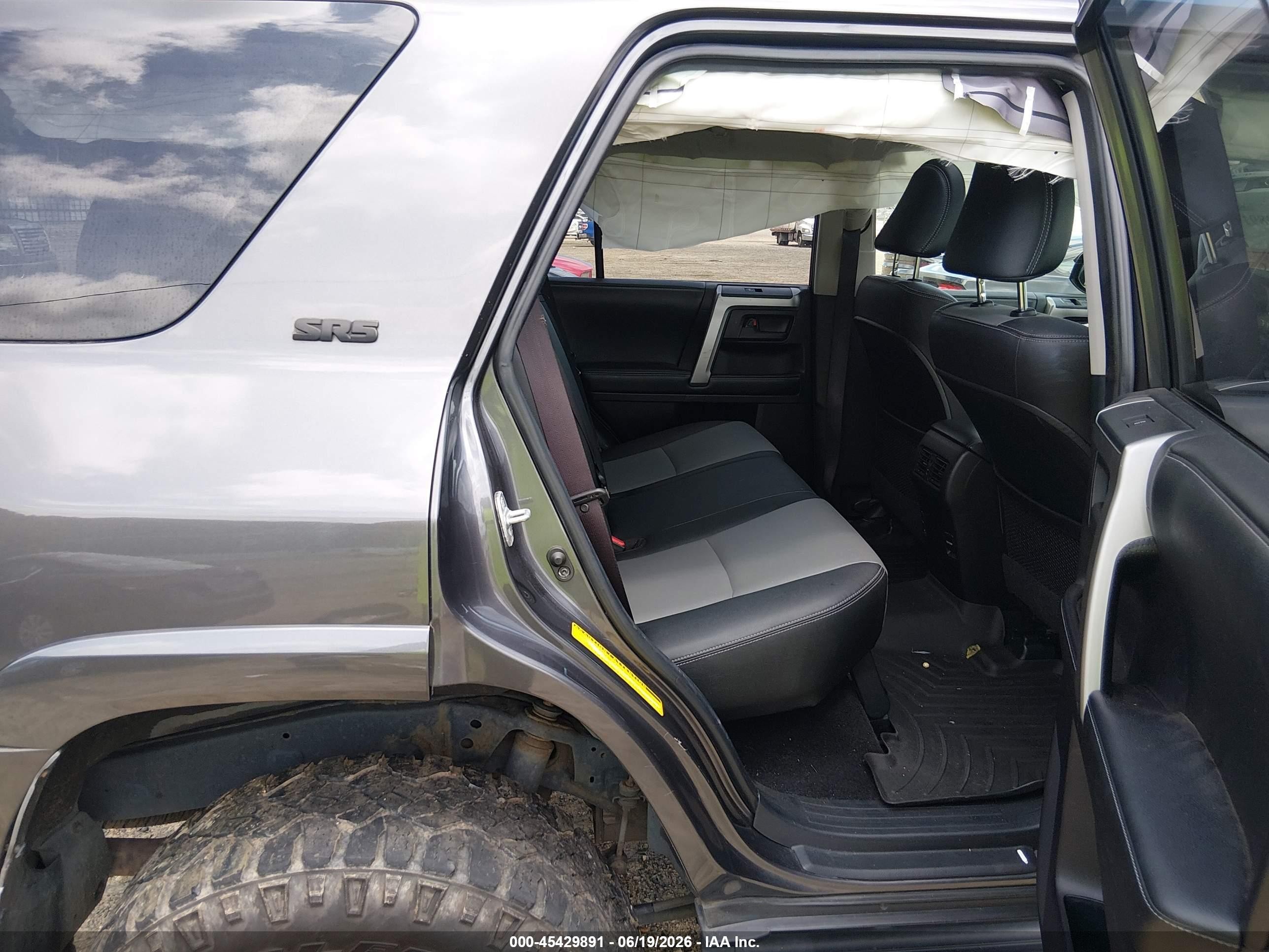 2015 Toyota 4runner Sr5 Premium Gray vin: JTEBU5JR0F5262017