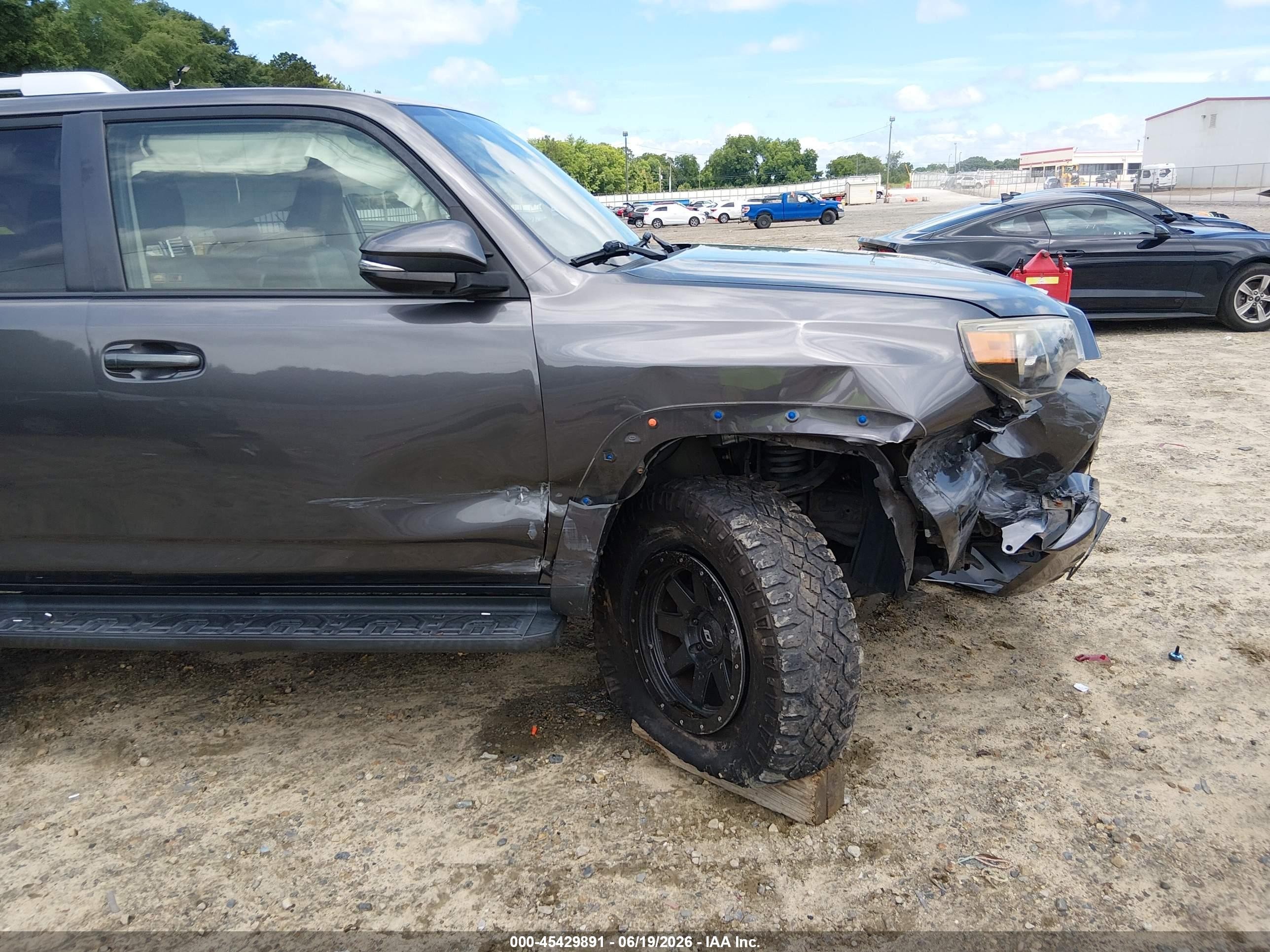 2015 Toyota 4runner Sr5 Premium Gray vin: JTEBU5JR0F5262017