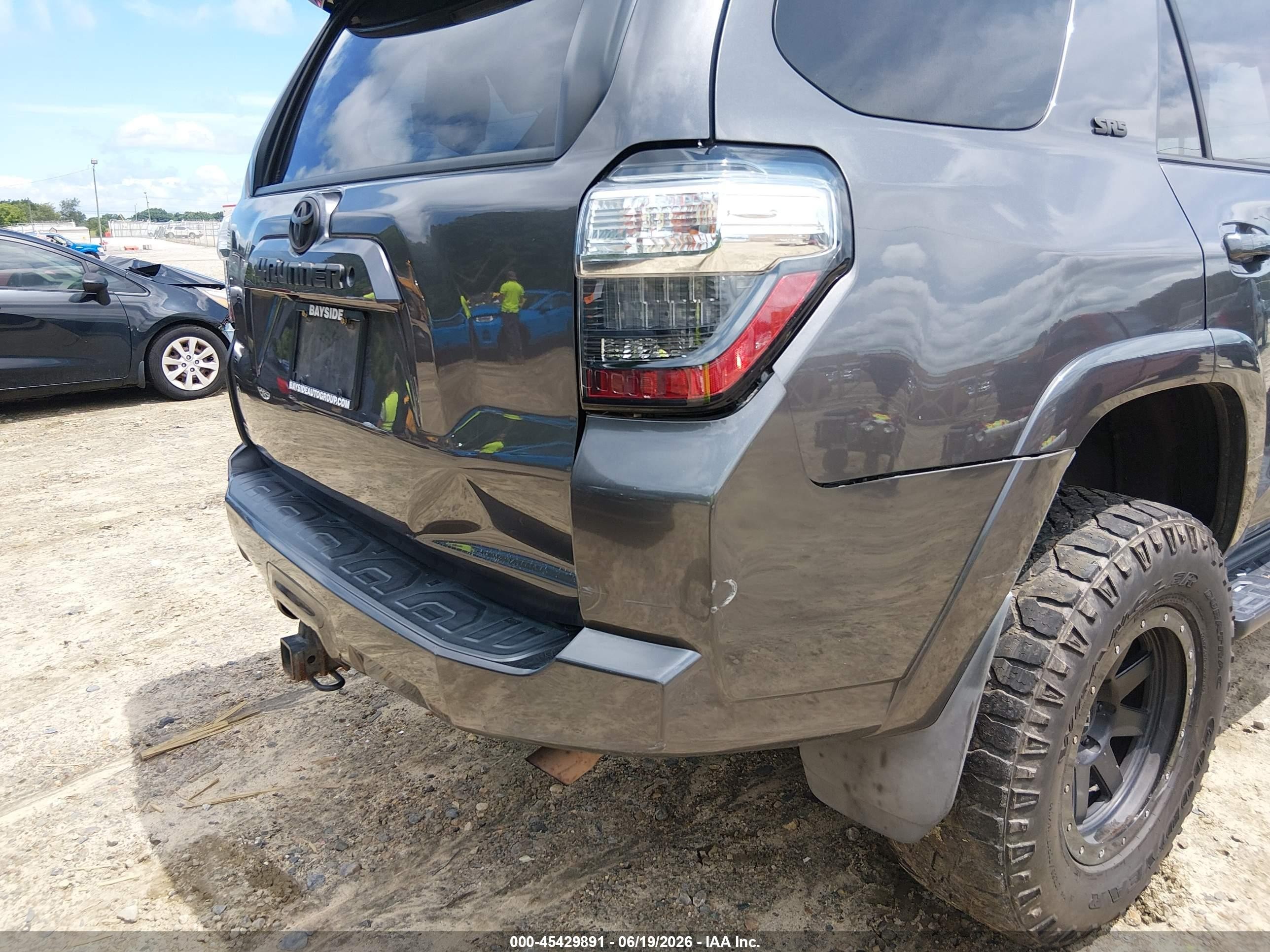2015 Toyota 4runner Sr5 Premium Gray vin: JTEBU5JR0F5262017