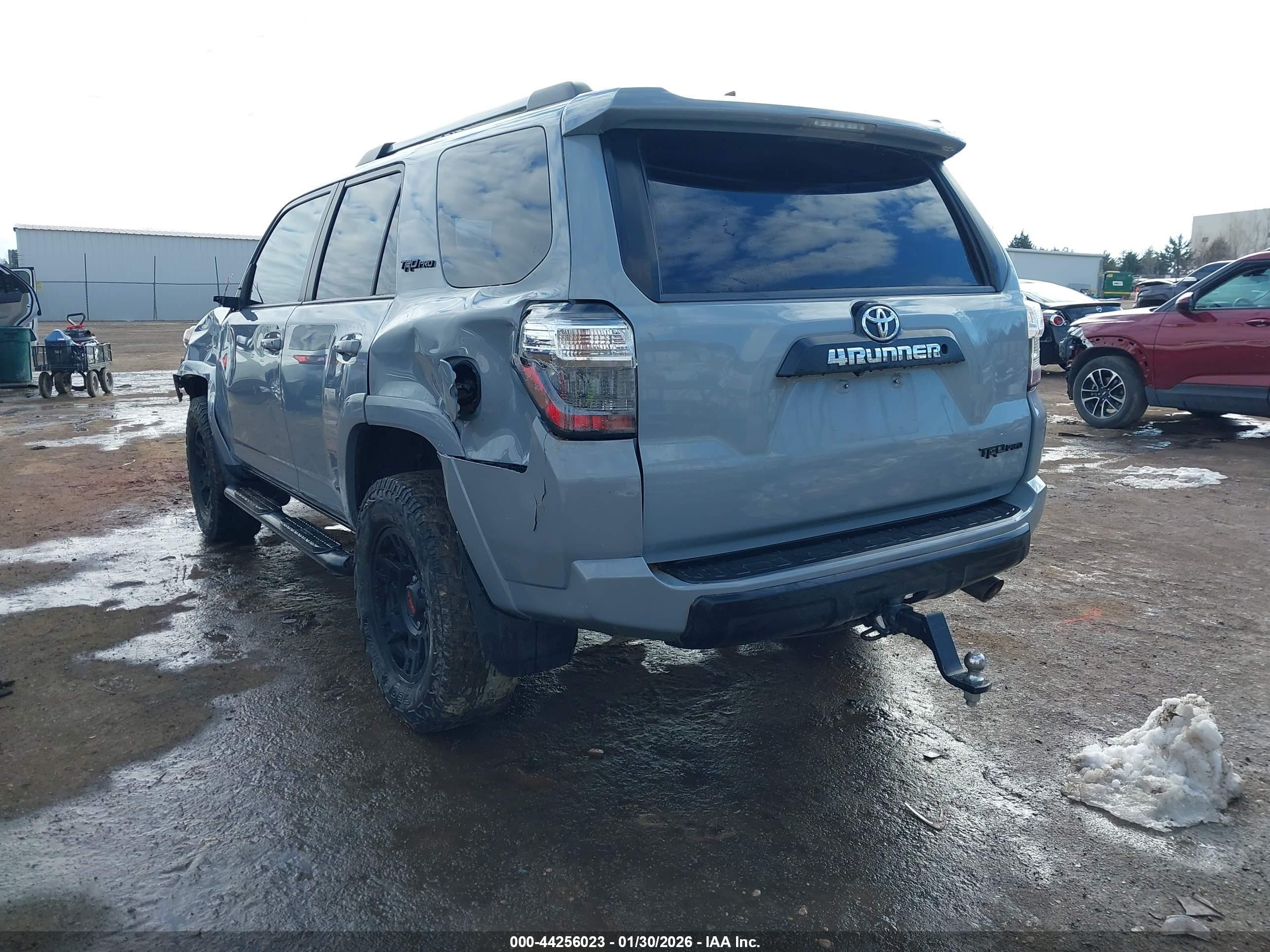2017 Toyota 4runner Trd Pro Gray vin: JTEBU5JR0H5435795
