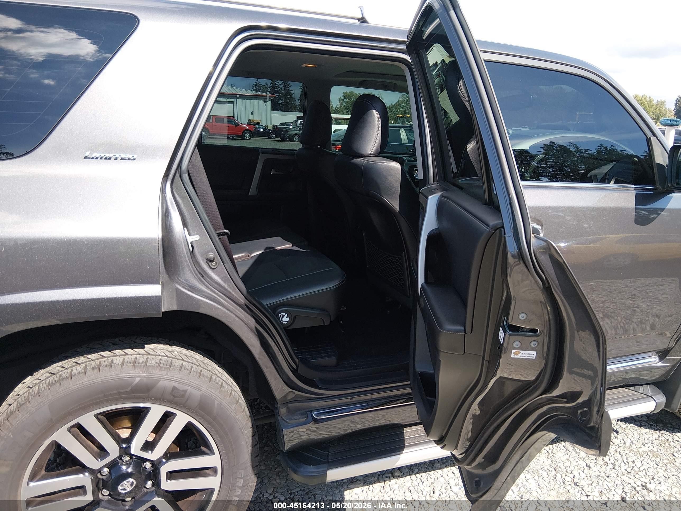 2018 Toyota 4runner Sr5 Серый vin: JTEBU5JR0J5505429