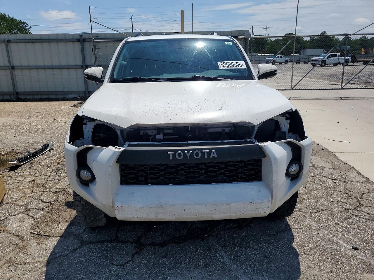 2019 Toyota 4runner Sr5 White vin: JTEBU5JR0K5612109