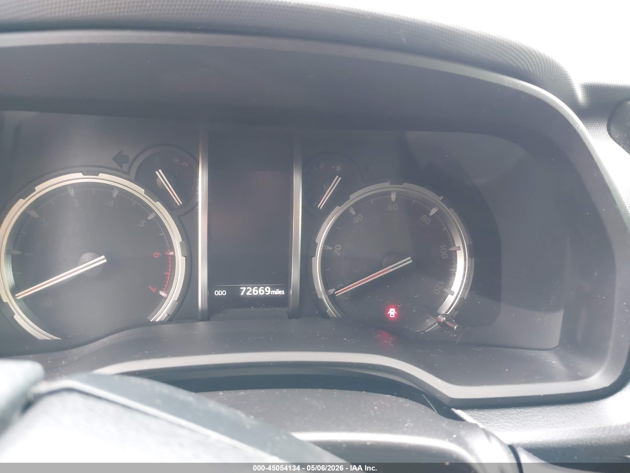 2020 Toyota 4runner Nightshade Special Edition White vin: JTEBU5JR0L5769902