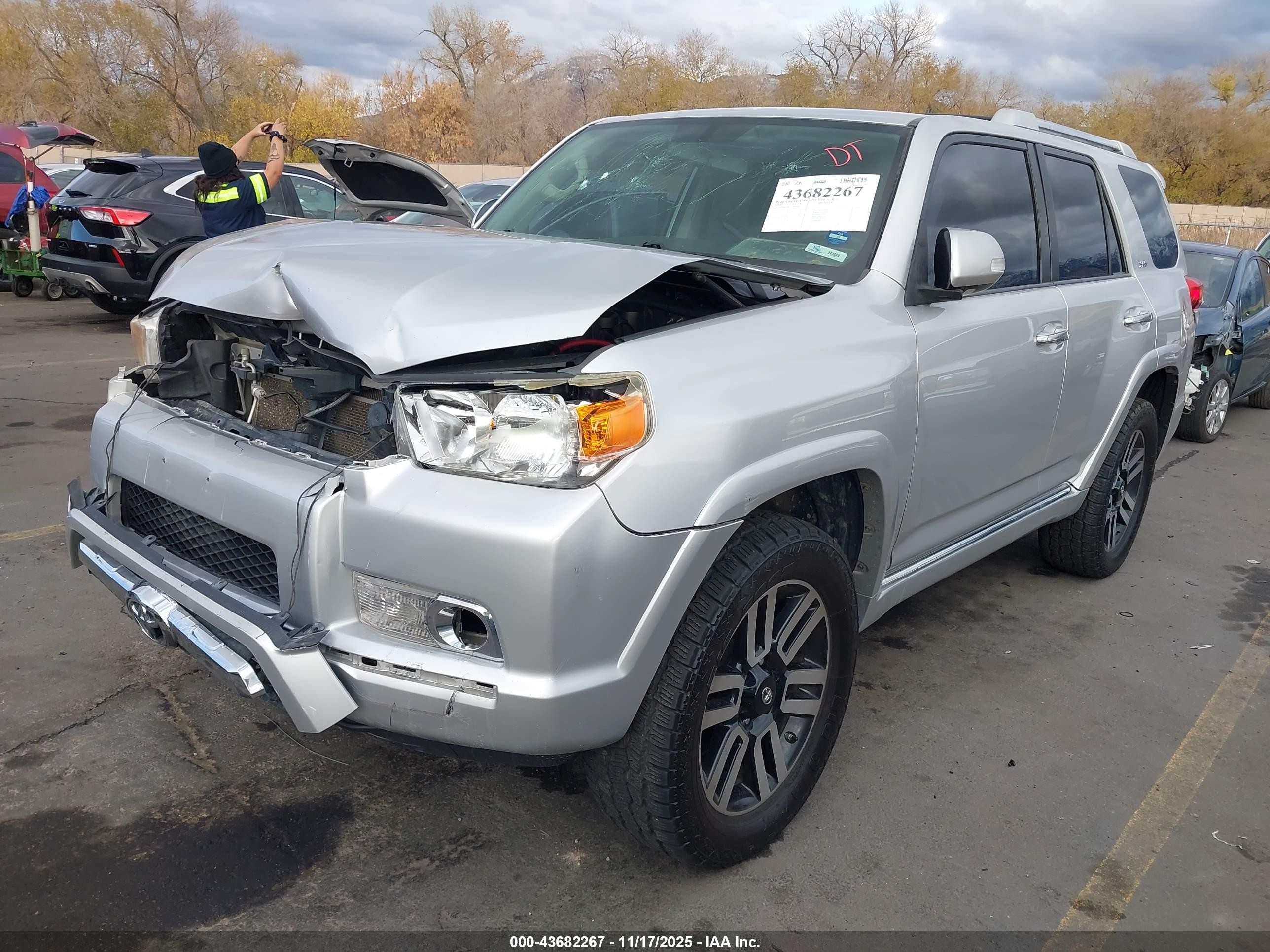 2010 Toyota 4runner Sr5 V6 Silver vin: JTEBU5JR1A5003285