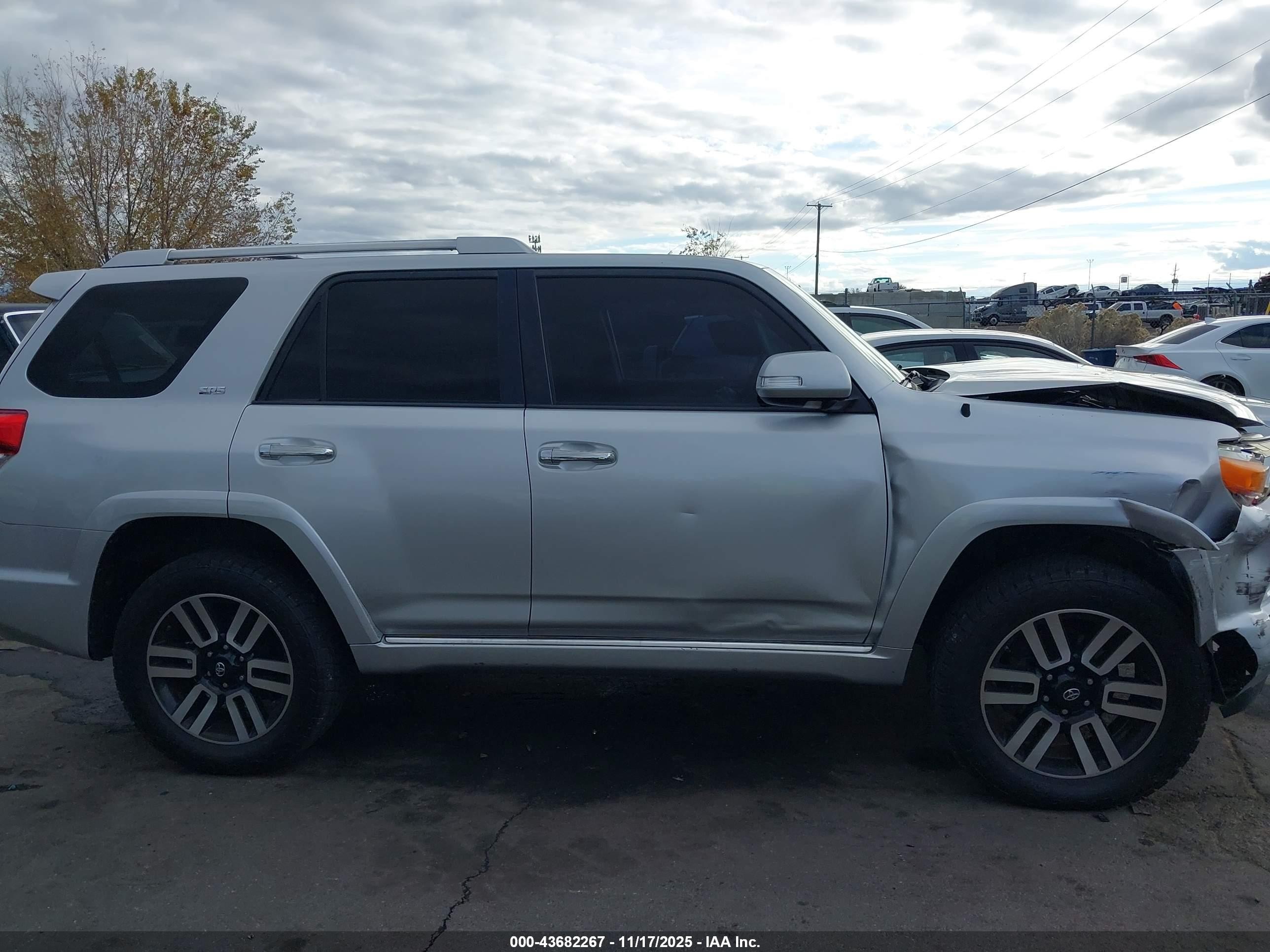 2010 Toyota 4runner Sr5 V6 Silver vin: JTEBU5JR1A5003285