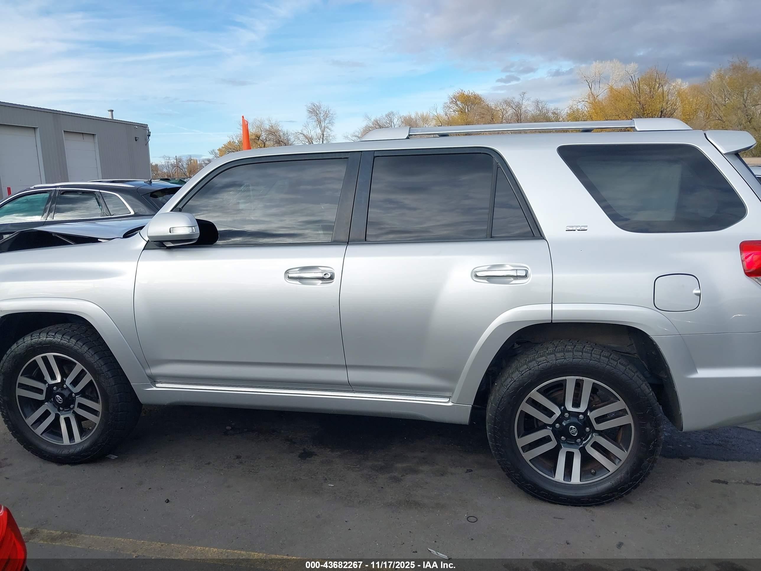 2010 Toyota 4runner Sr5 V6 Silver vin: JTEBU5JR1A5003285