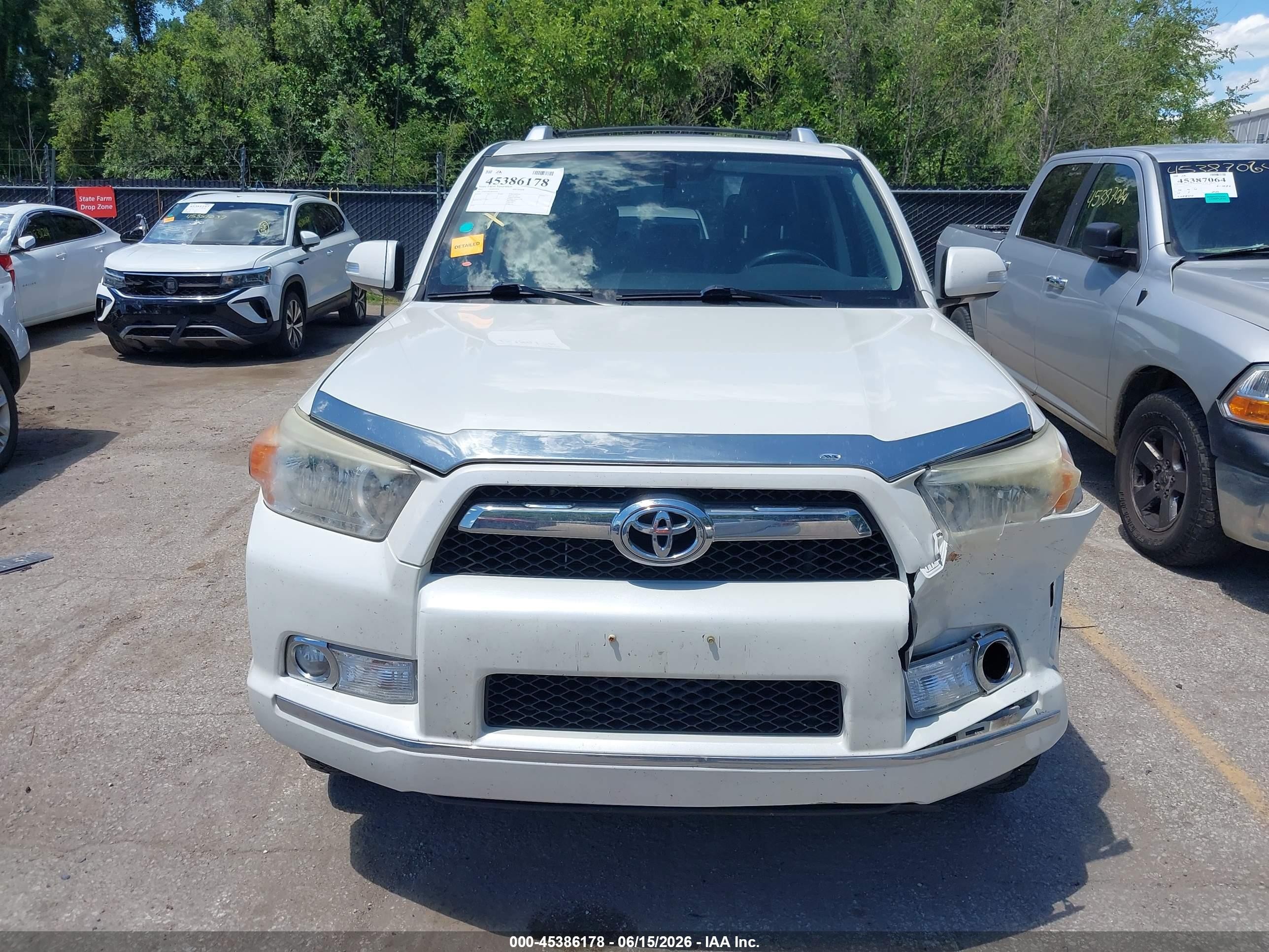 2011 Toyota 4runner Limited V6 White vin: JTEBU5JR1B5045876