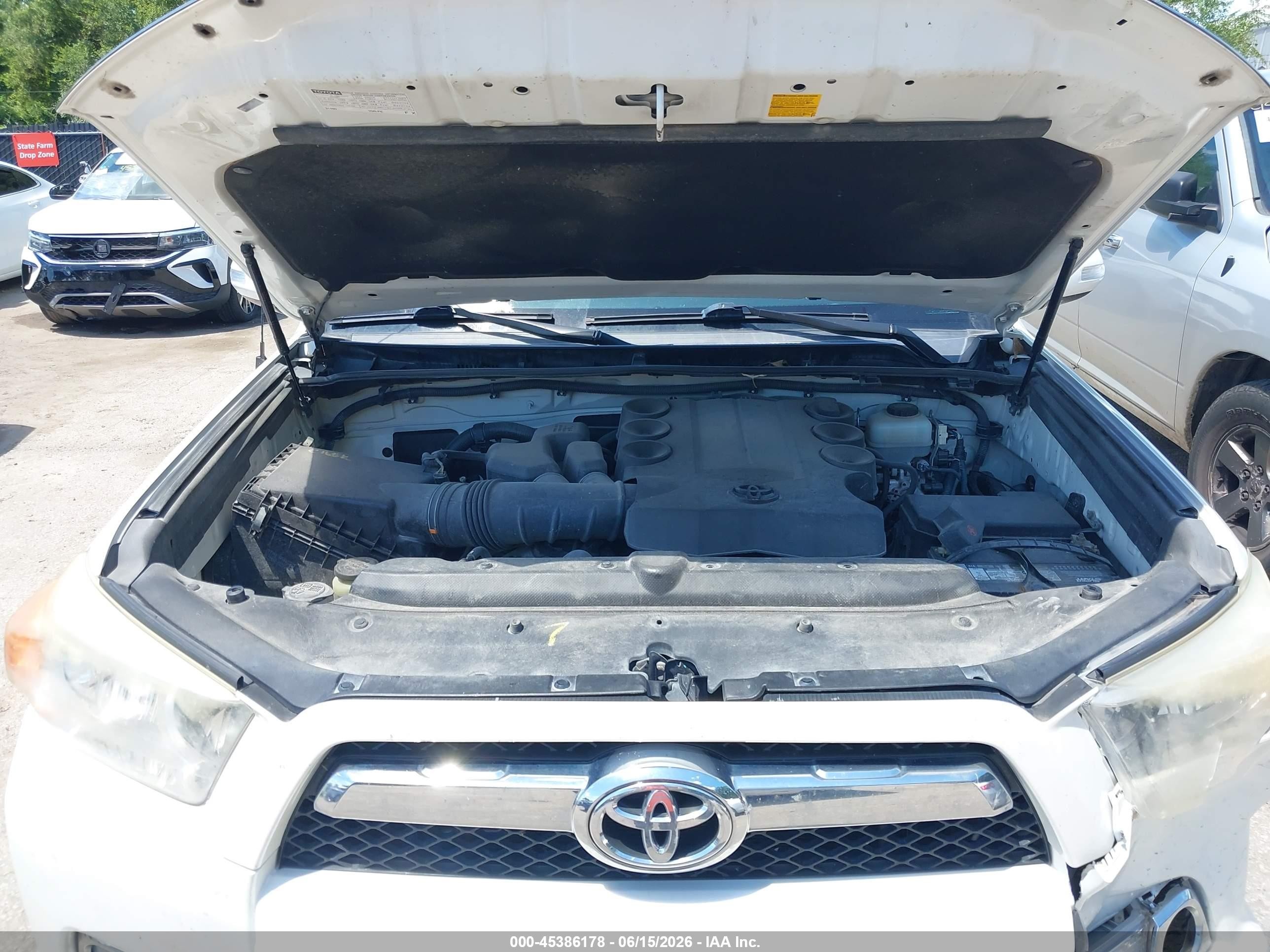 2011 Toyota 4runner Limited V6 White vin: JTEBU5JR1B5045876