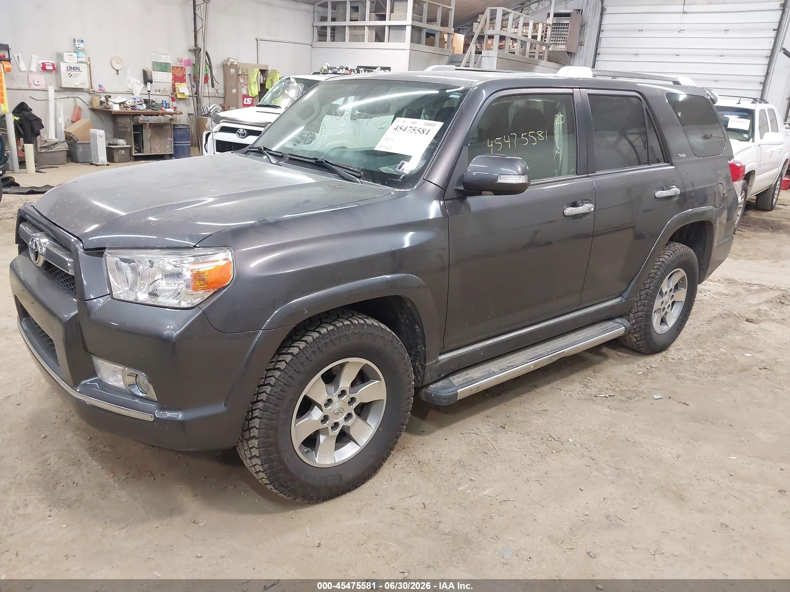 2011 Toyota 4runner Sr5 V6 Gray vin: JTEBU5JR1B5055811
