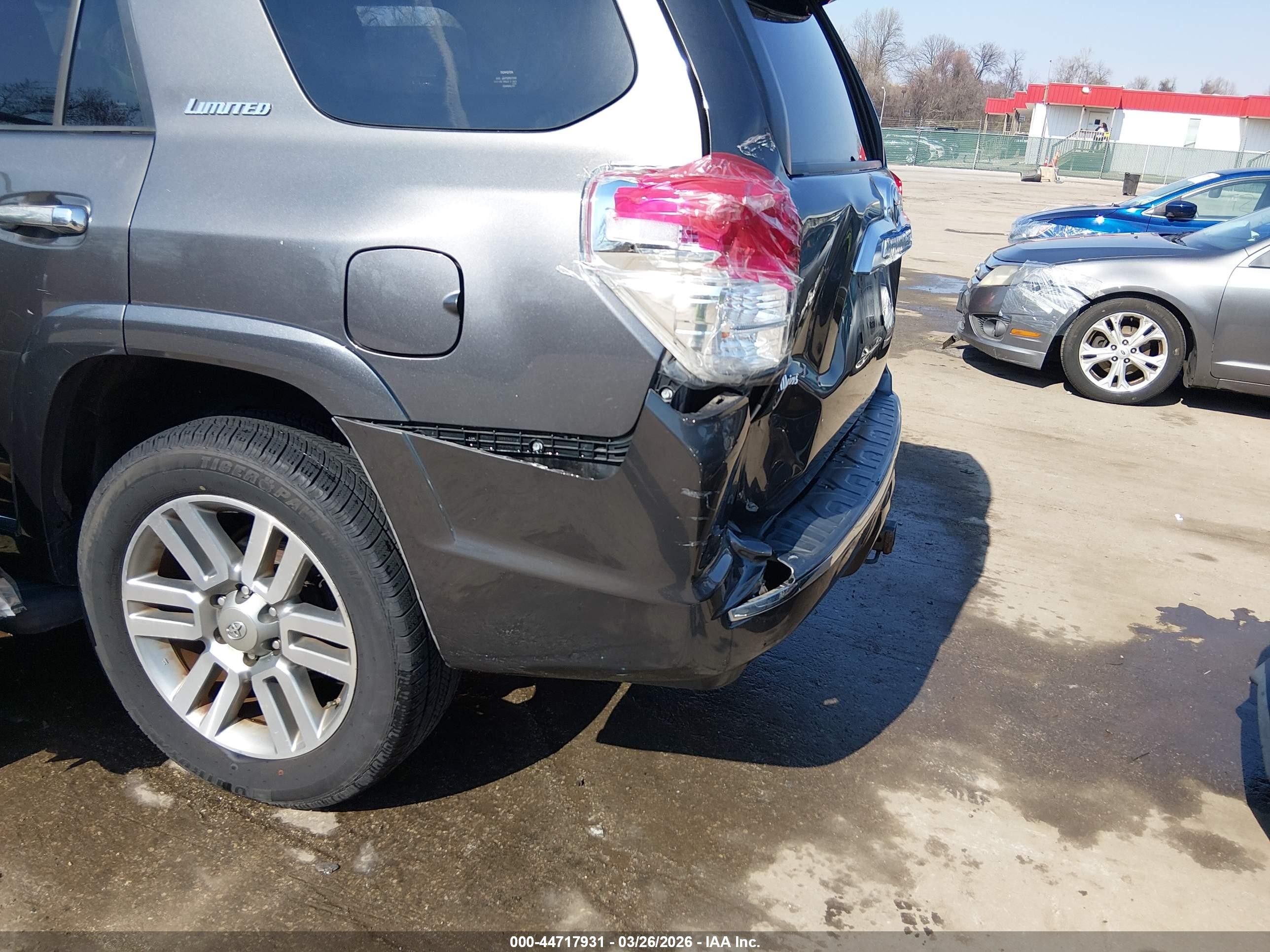 2011 Toyota 4runner Limited V6 Серый vin: JTEBU5JR1B5060975