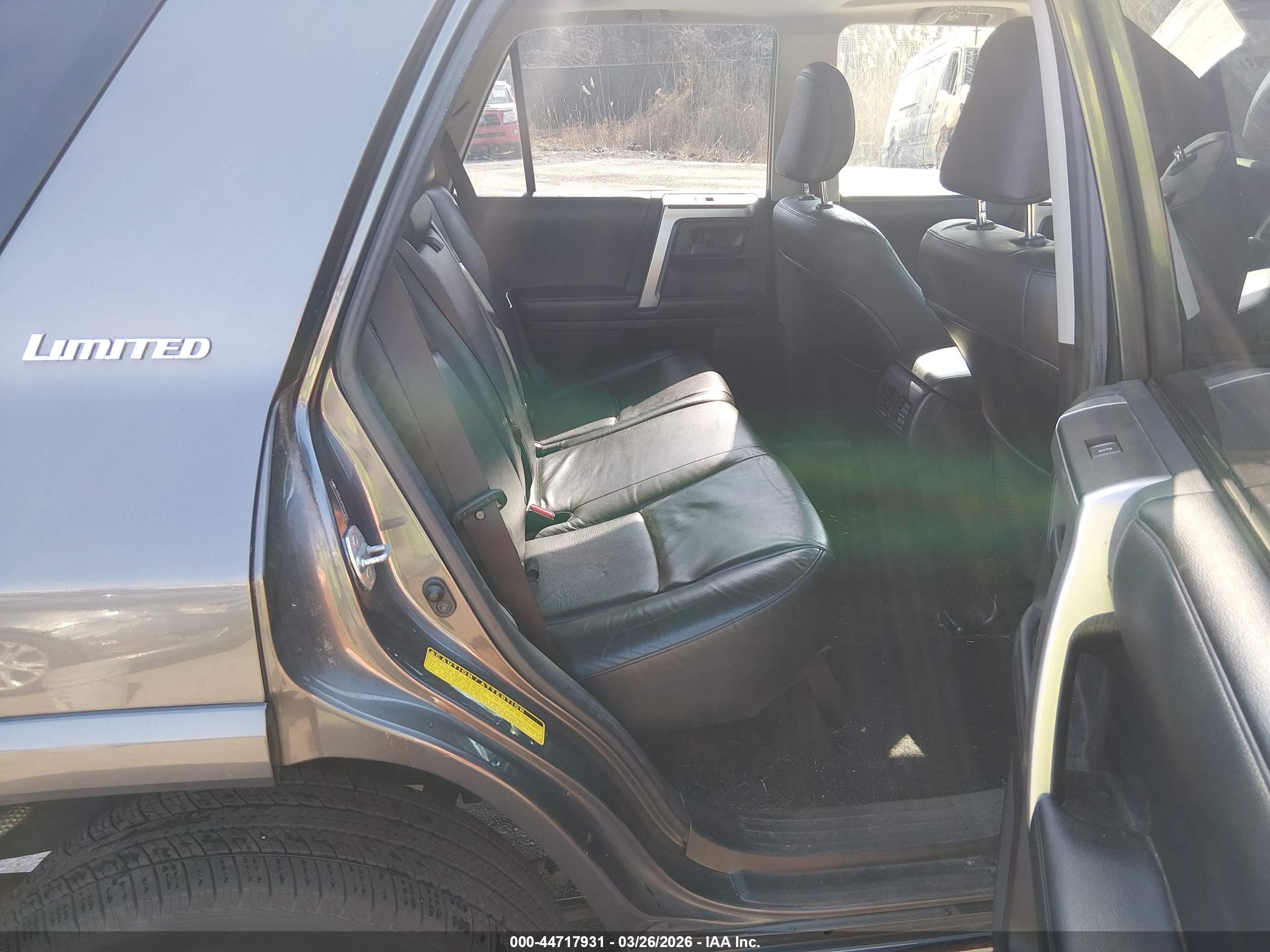 2011 Toyota 4runner Limited V6 Серый vin: JTEBU5JR1B5060975
