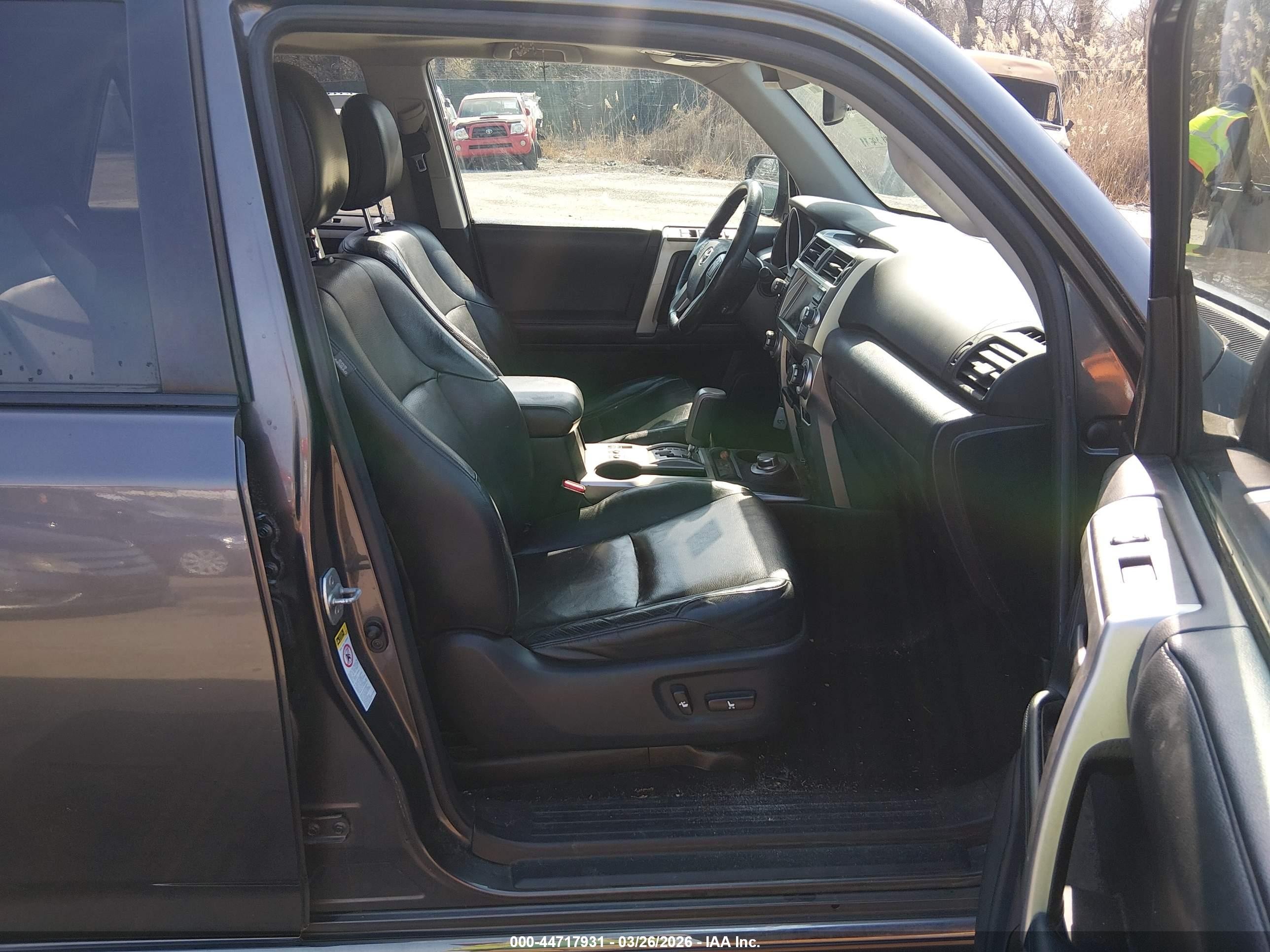 2011 Toyota 4runner Limited V6 Серый vin: JTEBU5JR1B5060975