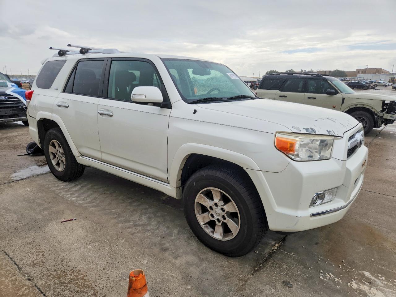 2011 Toyota 4runner Sr5 White vin: JTEBU5JR1B5062550