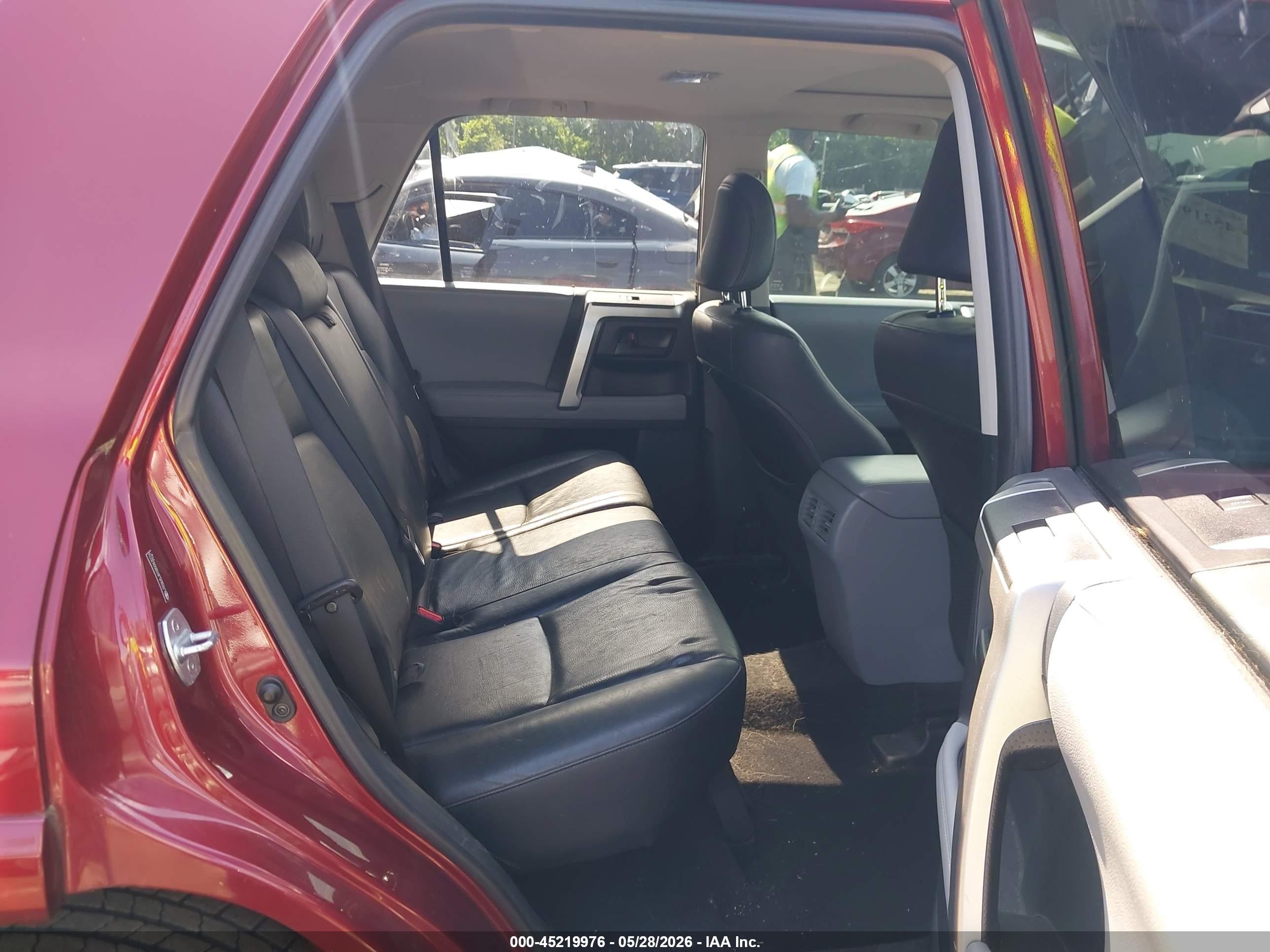2011 Toyota 4runner Sr5 V6 Бордовый vin: JTEBU5JR1B5063276