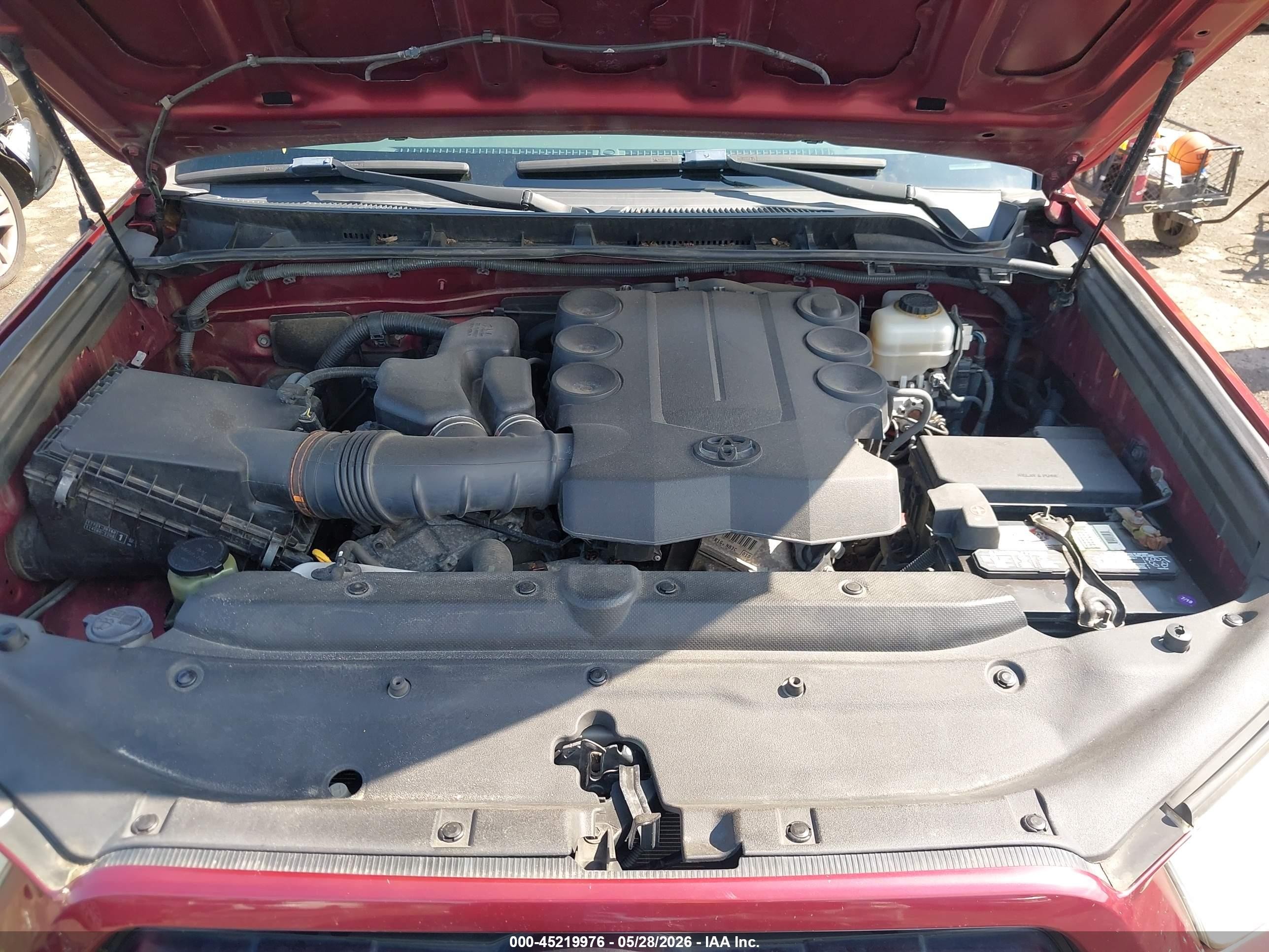 2011 Toyota 4runner Sr5 V6 Бордовый vin: JTEBU5JR1B5063276