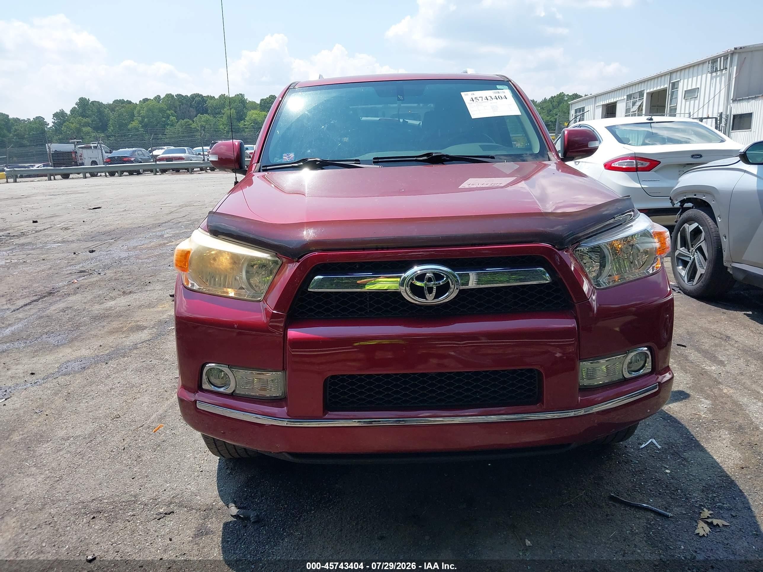 2011 Toyota 4runner Sr5 V6 Red vin: JTEBU5JR1B5063424