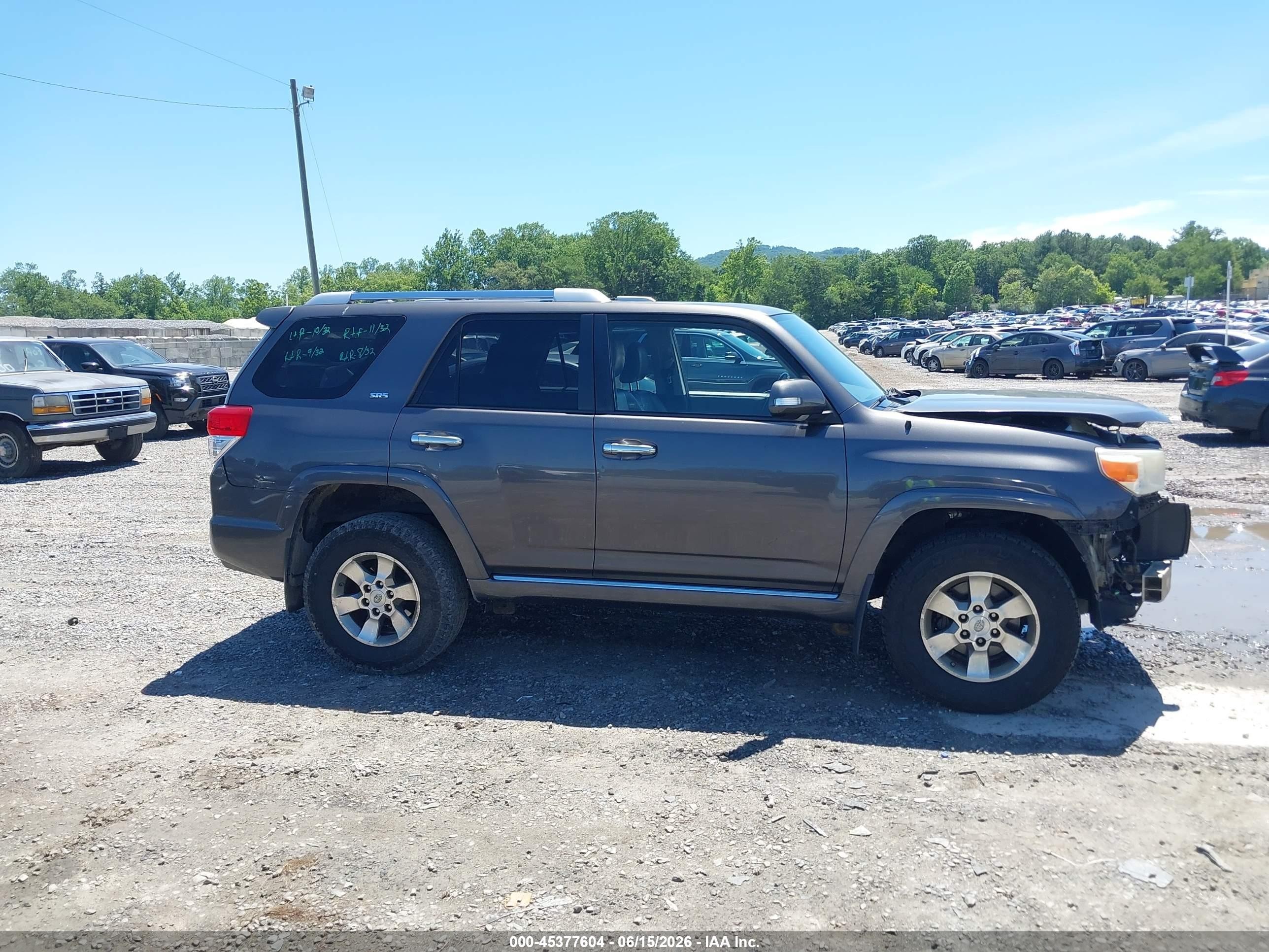 2011 Toyota 4runner Sr5 V6 Gray vin: JTEBU5JR1B5074553