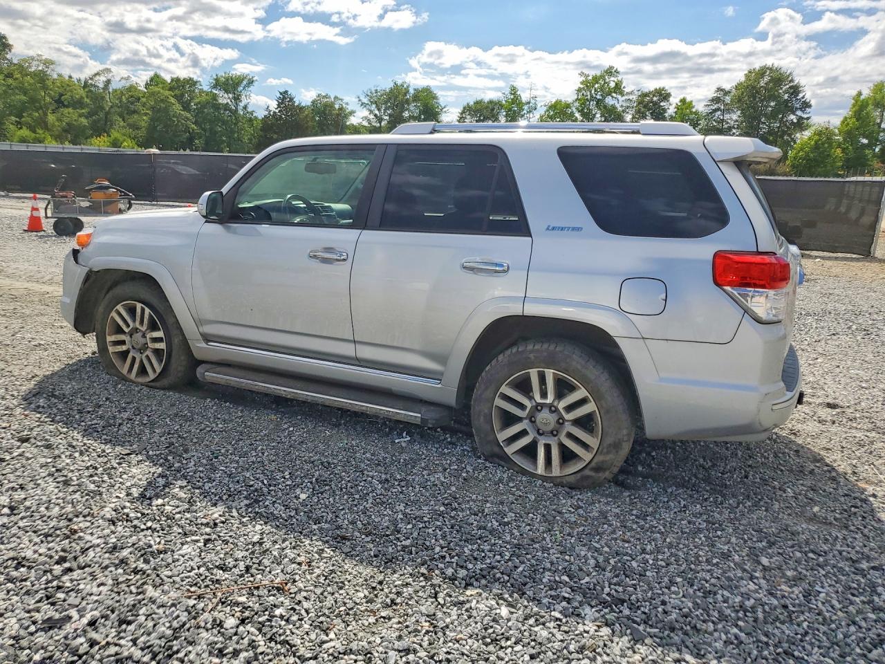 2011 Toyota 4runner Limited Серебряный vin: JTEBU5JR1B5076092