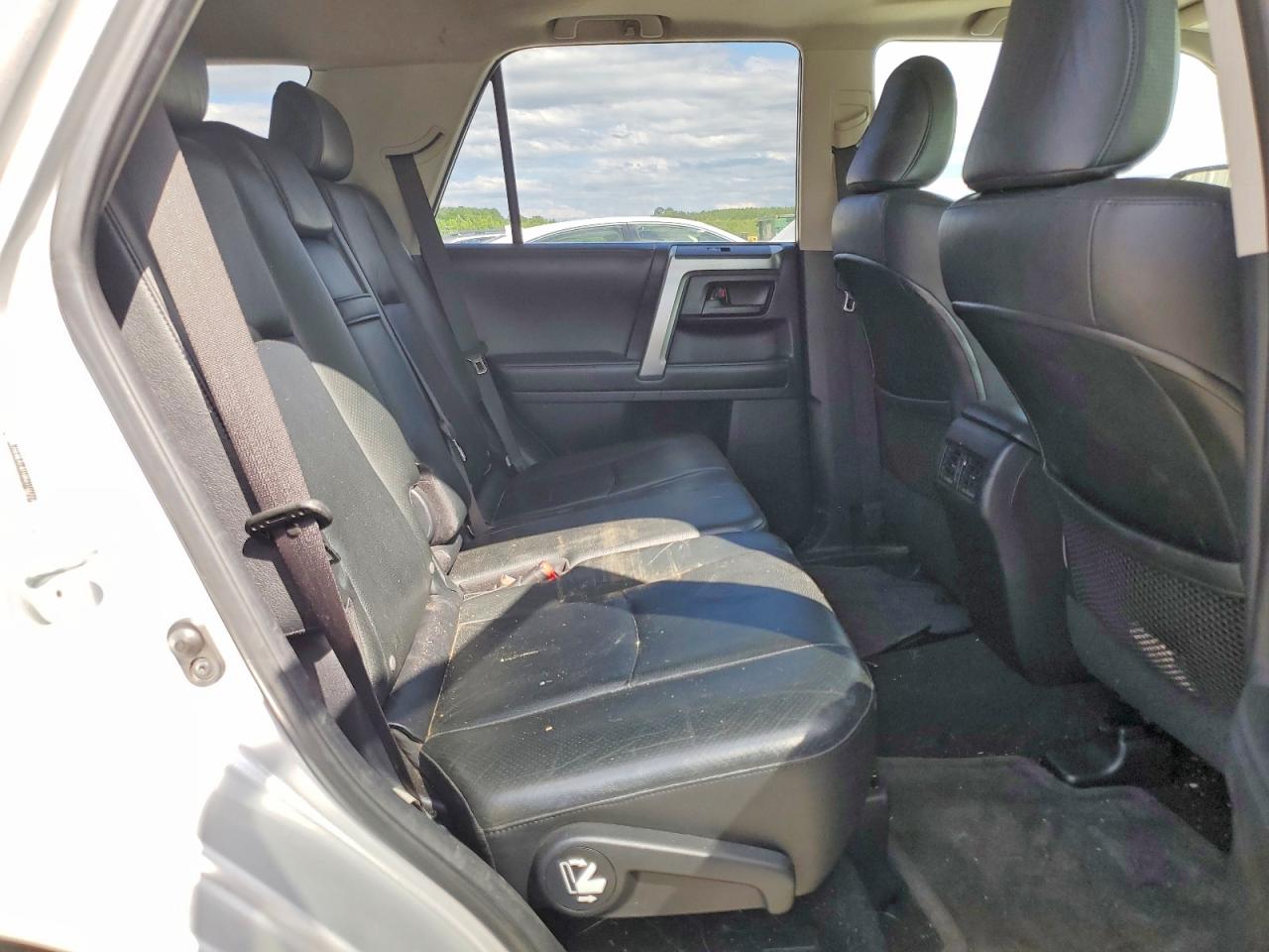 2011 Toyota 4runner Limited Серебряный vin: JTEBU5JR1B5076092