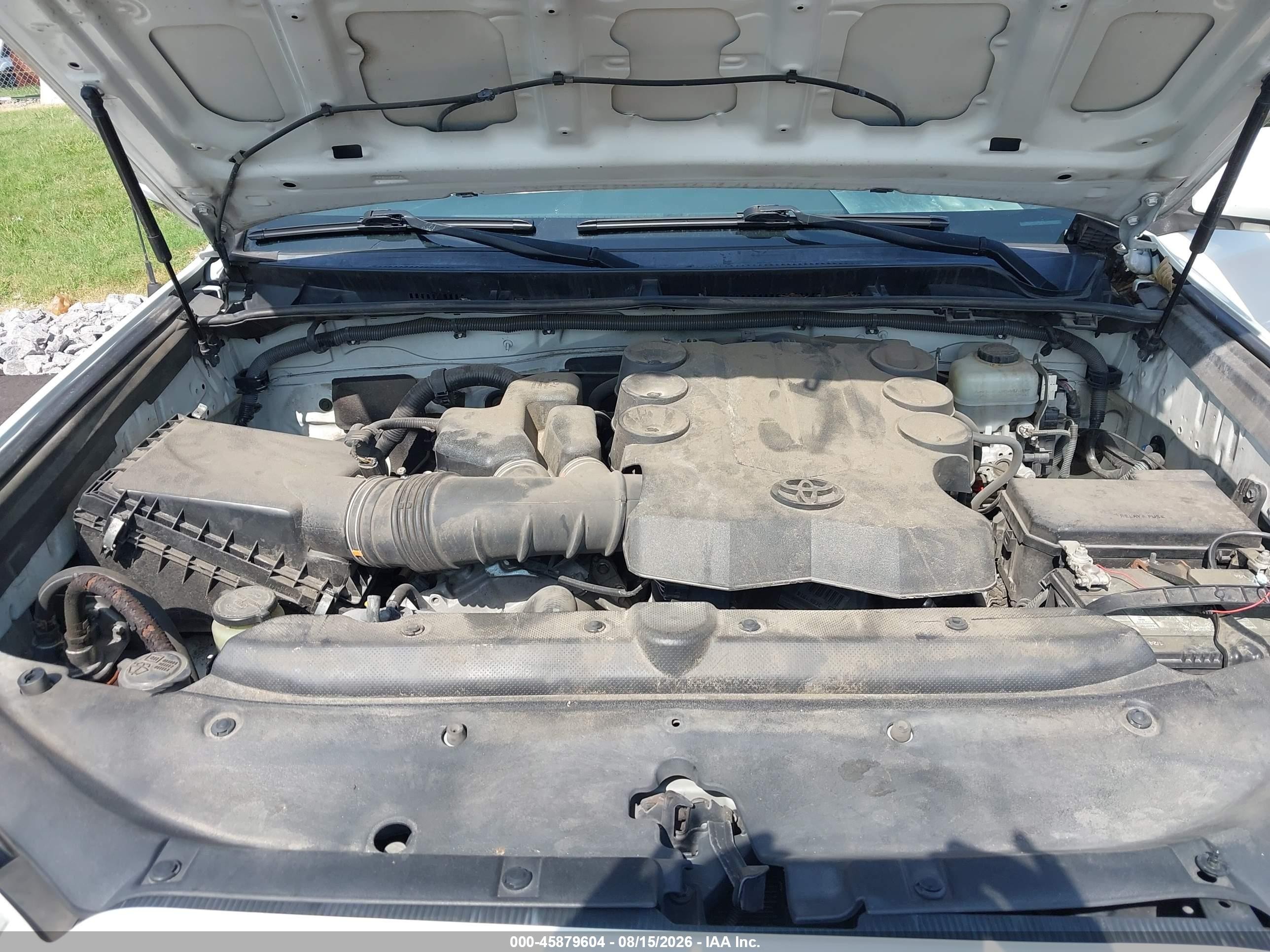 2012 Toyota 4runner Sr5 White vin: JTEBU5JR1C5080807