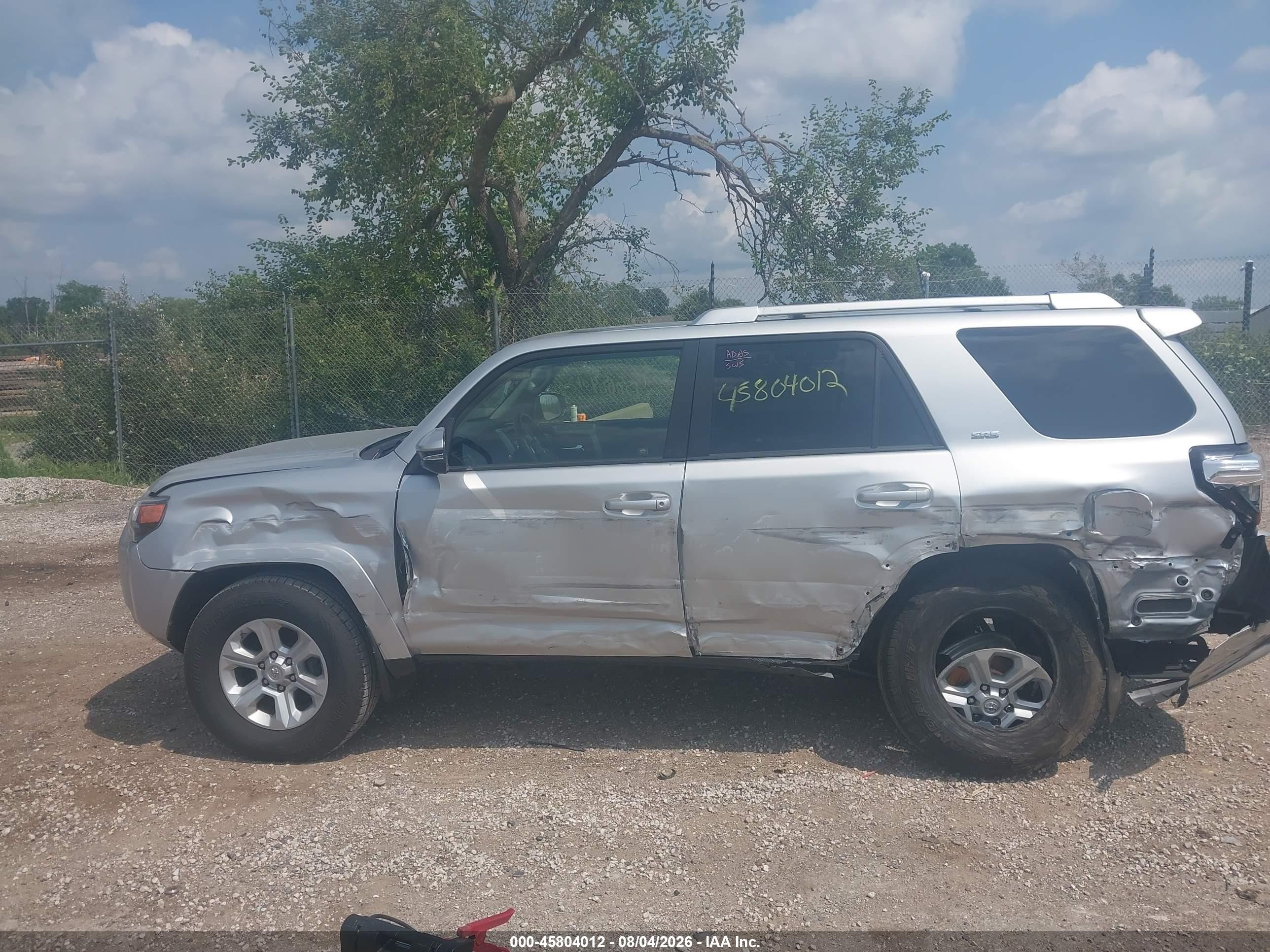 2014 Toyota 4runner Sr5 Premium Silver vin: JTEBU5JR1E5177573