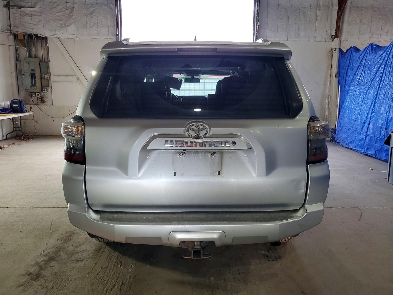 2014 Toyota 4runner Sr5 Premium Серебряный vin: JTEBU5JR1E5190775