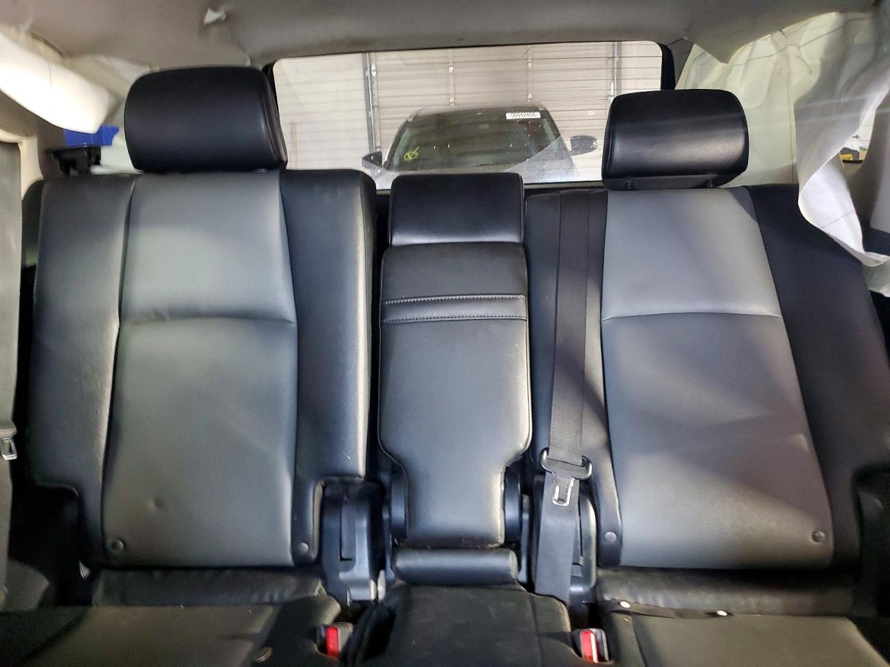 2014 Toyota 4runner Sr5 Premium Серебряный vin: JTEBU5JR1E5190775