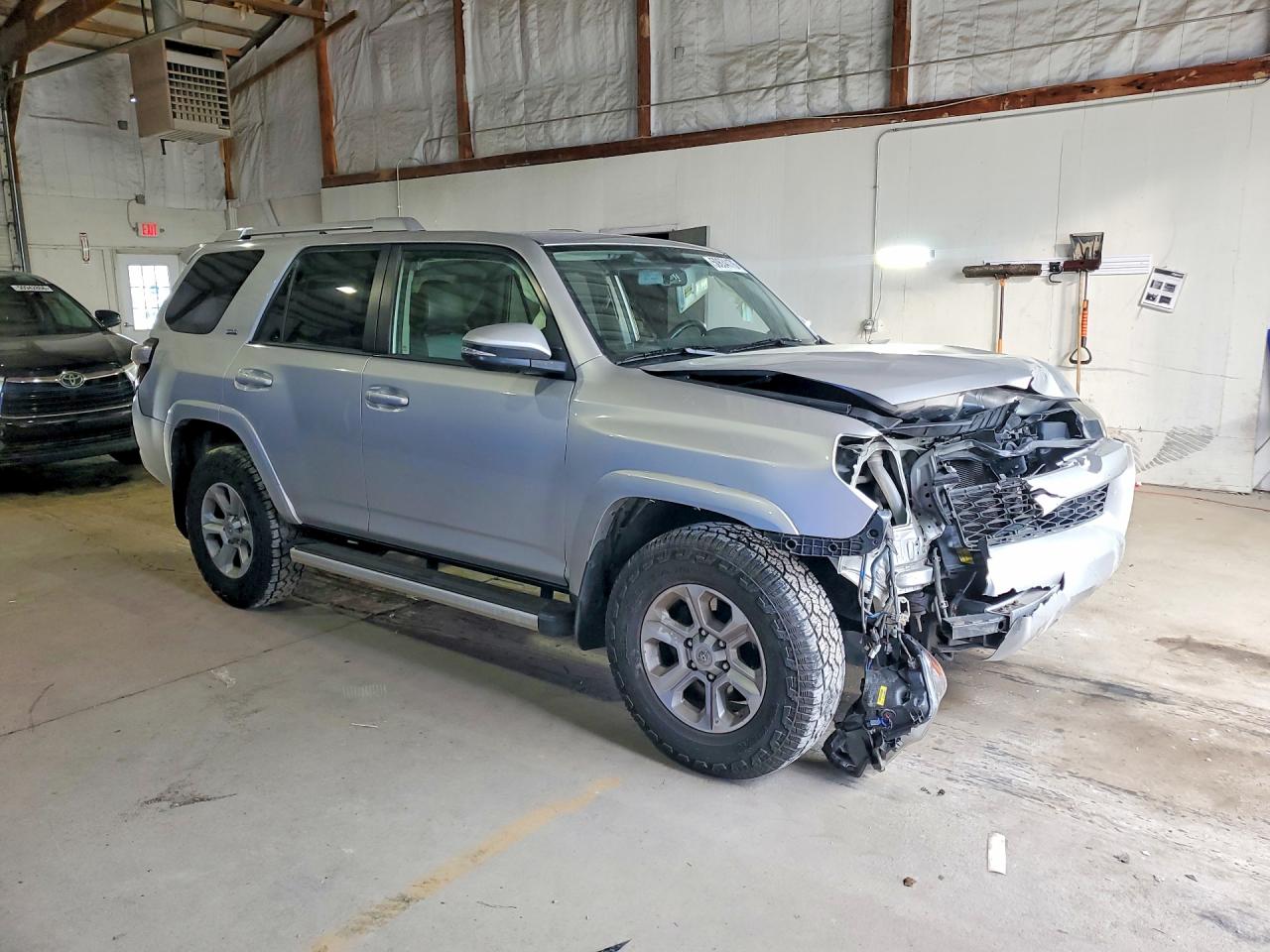 2014 Toyota 4runner Sr5 Premium Серебряный vin: JTEBU5JR1E5190775