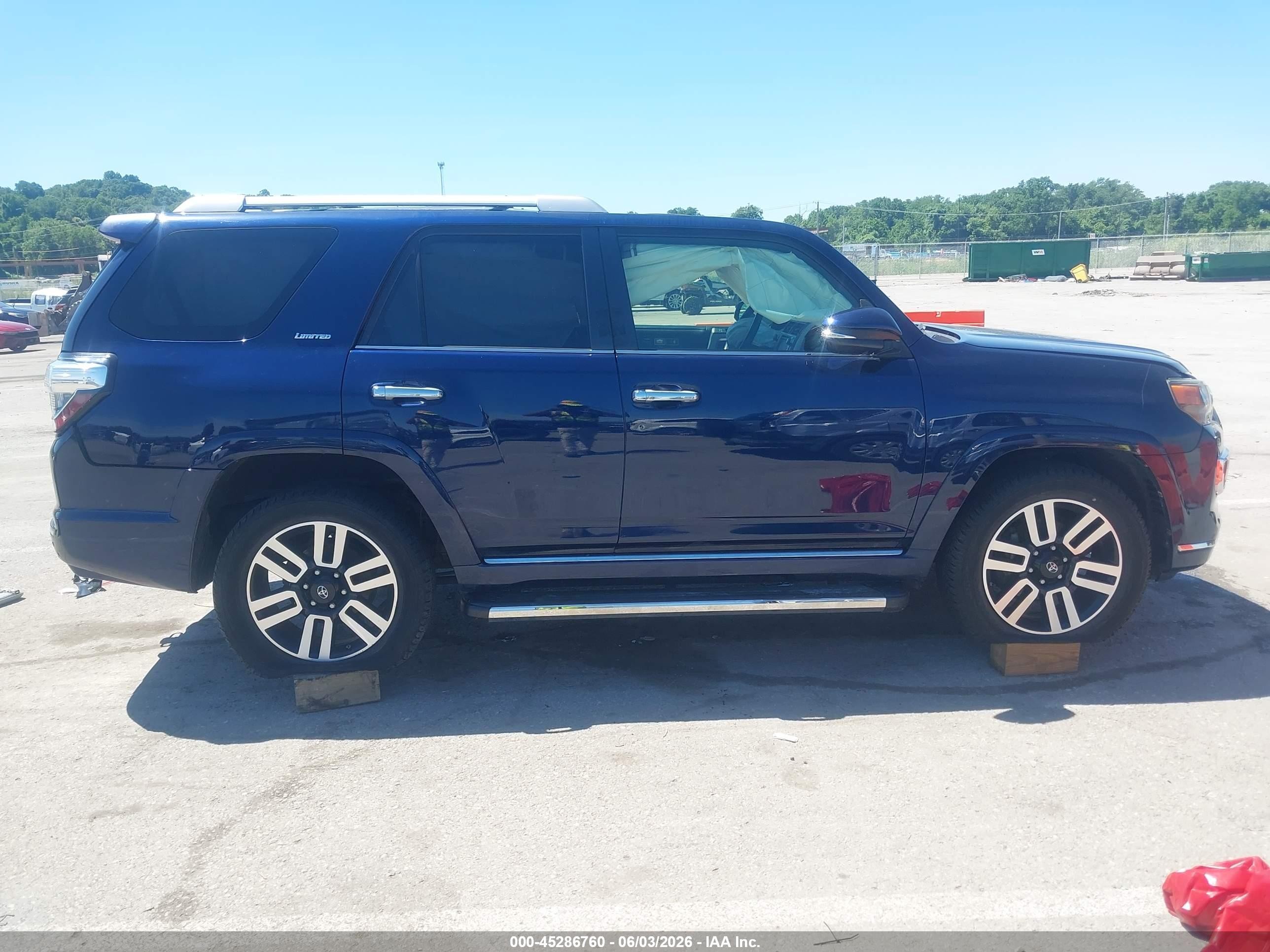 2015 Toyota 4runner Limited Blue vin: JTEBU5JR1F5215823