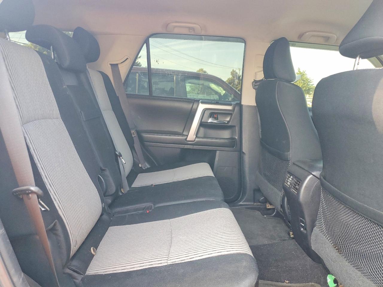 2015 Toyota 4runner Sr5 Серый vin: JTEBU5JR1F5232587