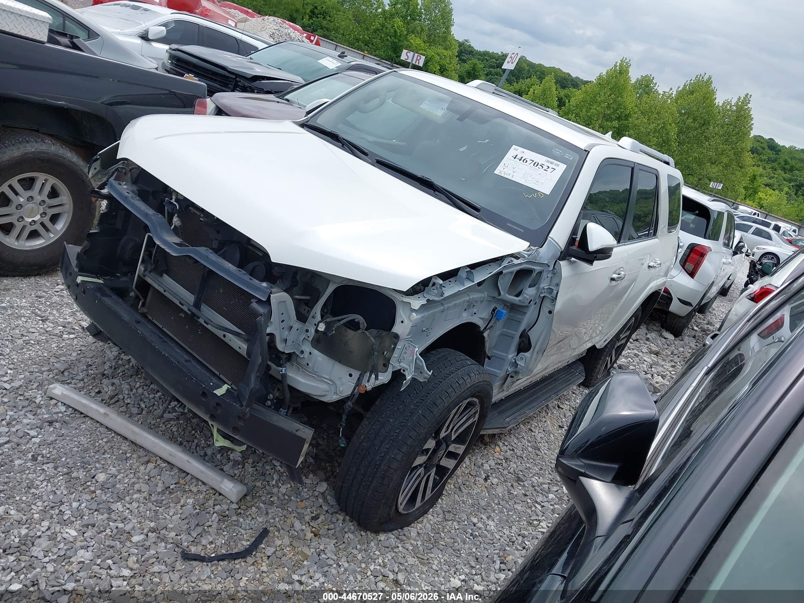2015 Toyota 4runner Limited White vin: JTEBU5JR1F5239569