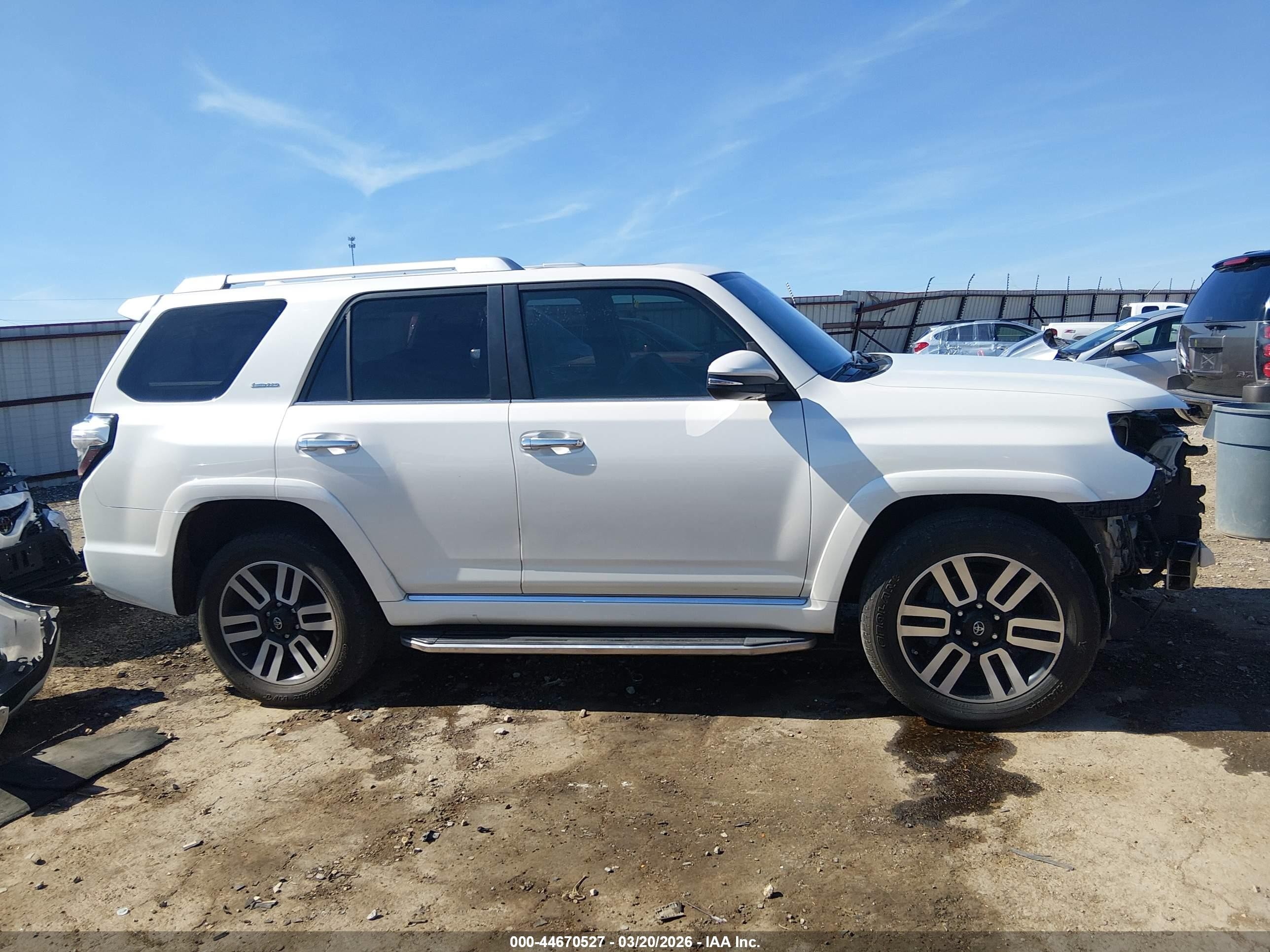 2015 Toyota 4runner Limited White vin: JTEBU5JR1F5239569