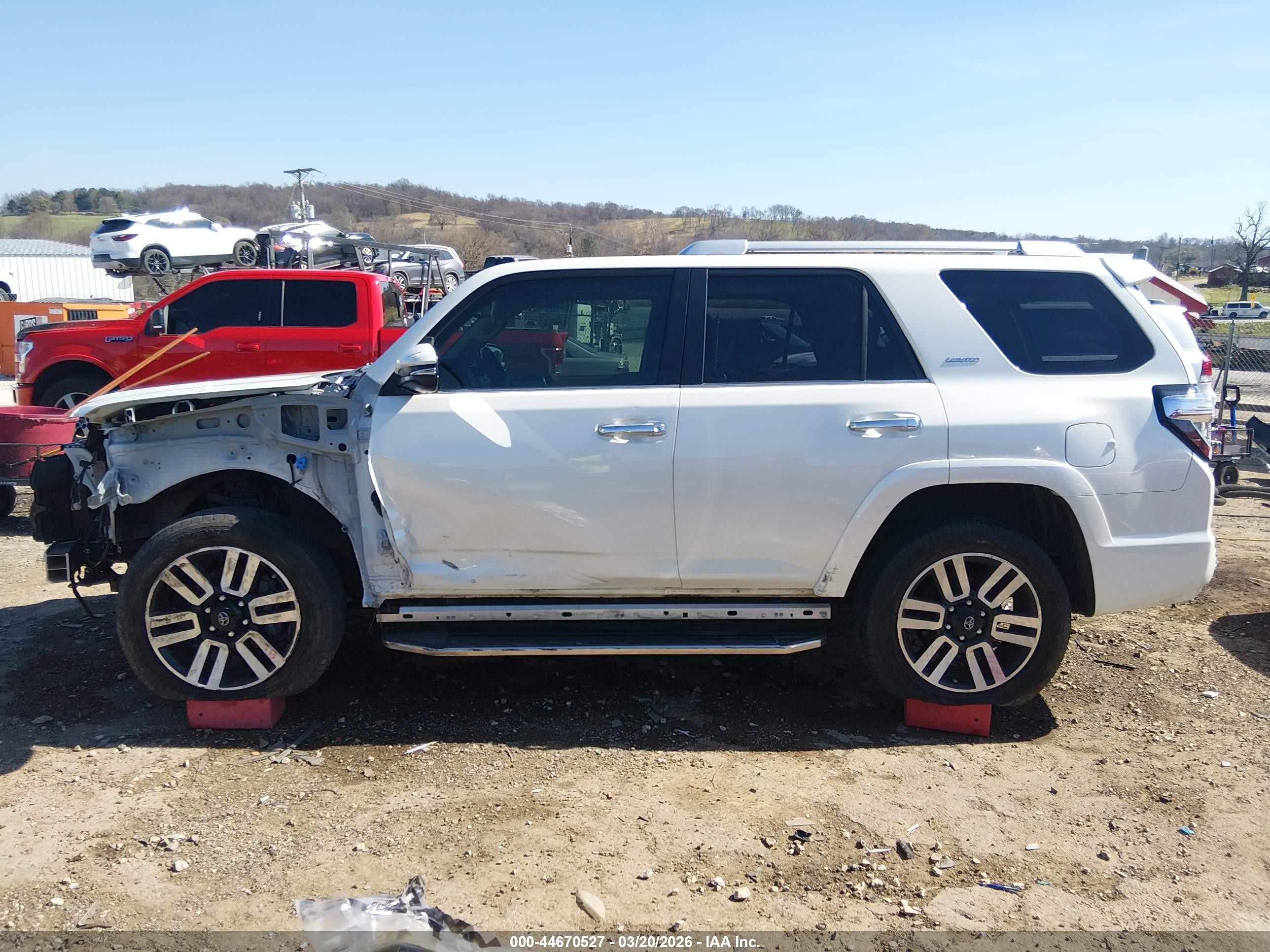 2015 Toyota 4runner Limited White vin: JTEBU5JR1F5239569