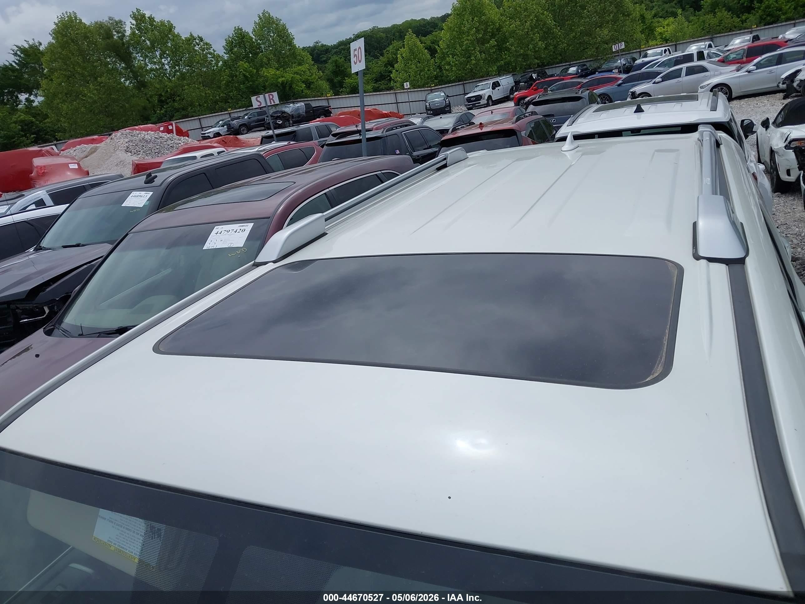 2015 Toyota 4runner Limited White vin: JTEBU5JR1F5239569