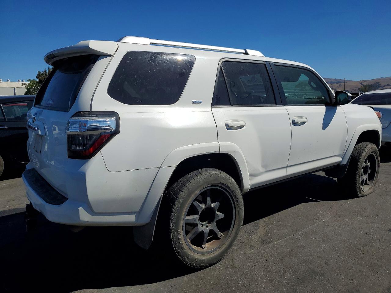 2015 Toyota 4runner Sr5 White vin: JTEBU5JR1F5274225