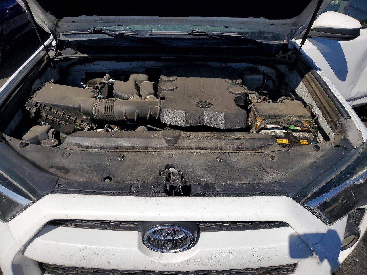 2015 Toyota 4runner Sr5 White vin: JTEBU5JR1F5274225