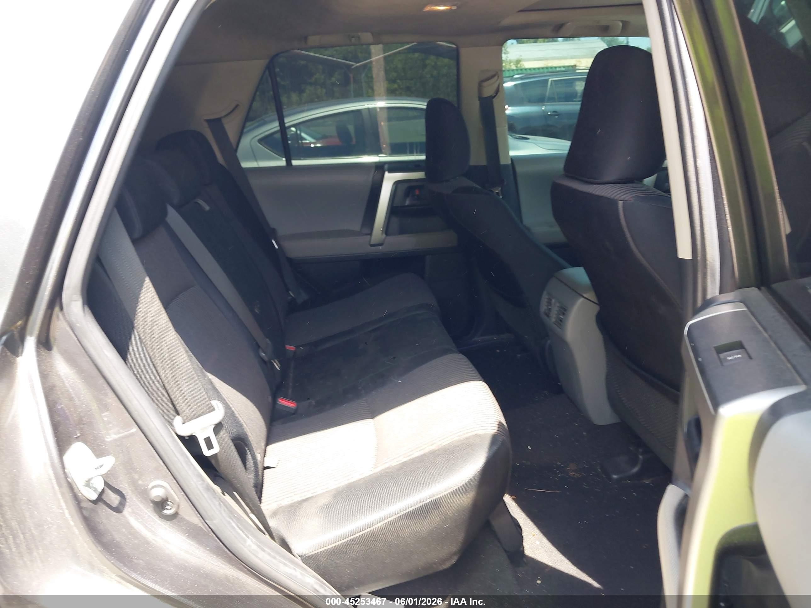 2010 Toyota 4runner Sr5 V6 Gray vin: JTEBU5JR2A5011623
