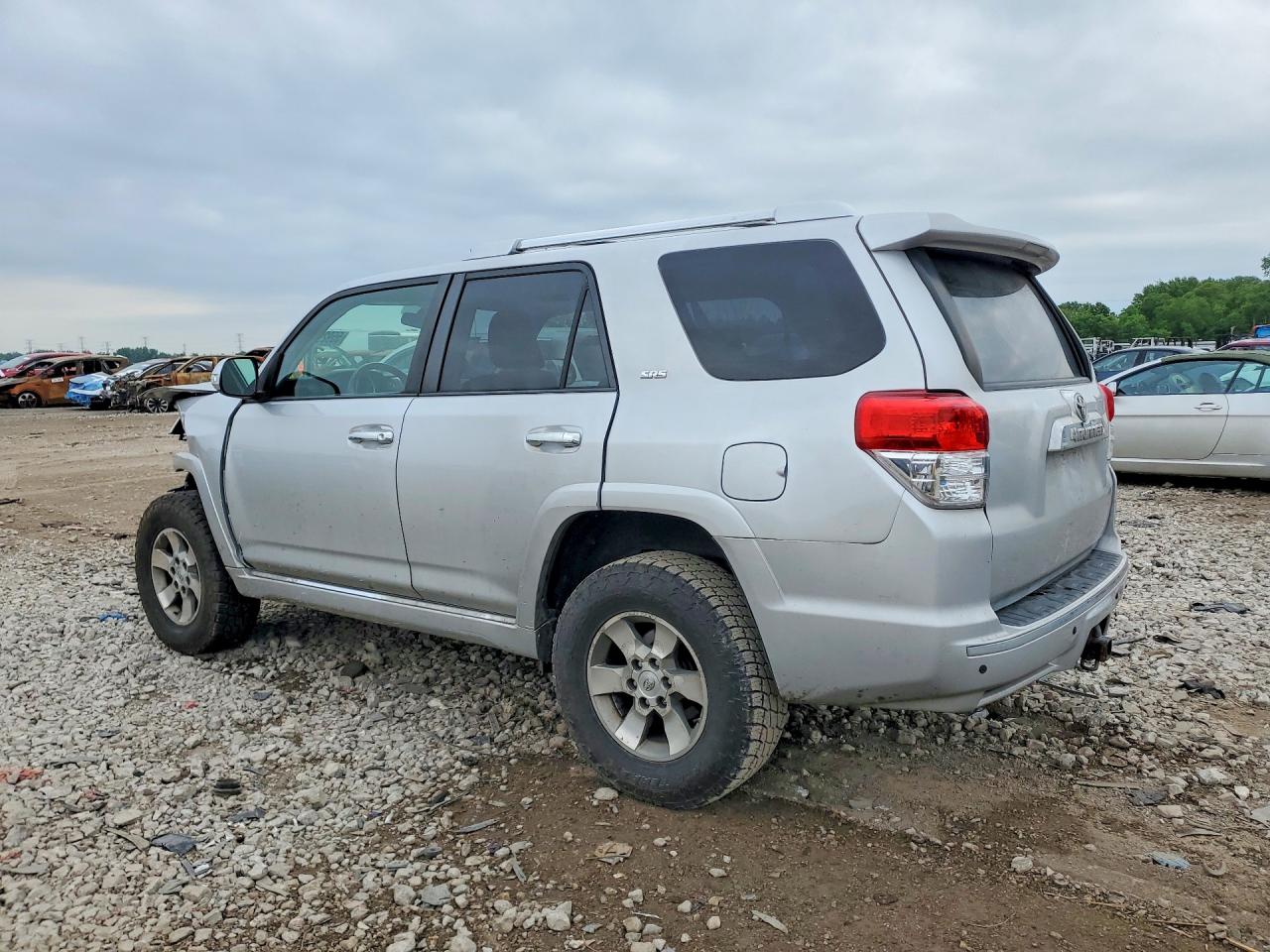 2010 Toyota 4runner Sr5 Silver vin: JTEBU5JR2A5015803